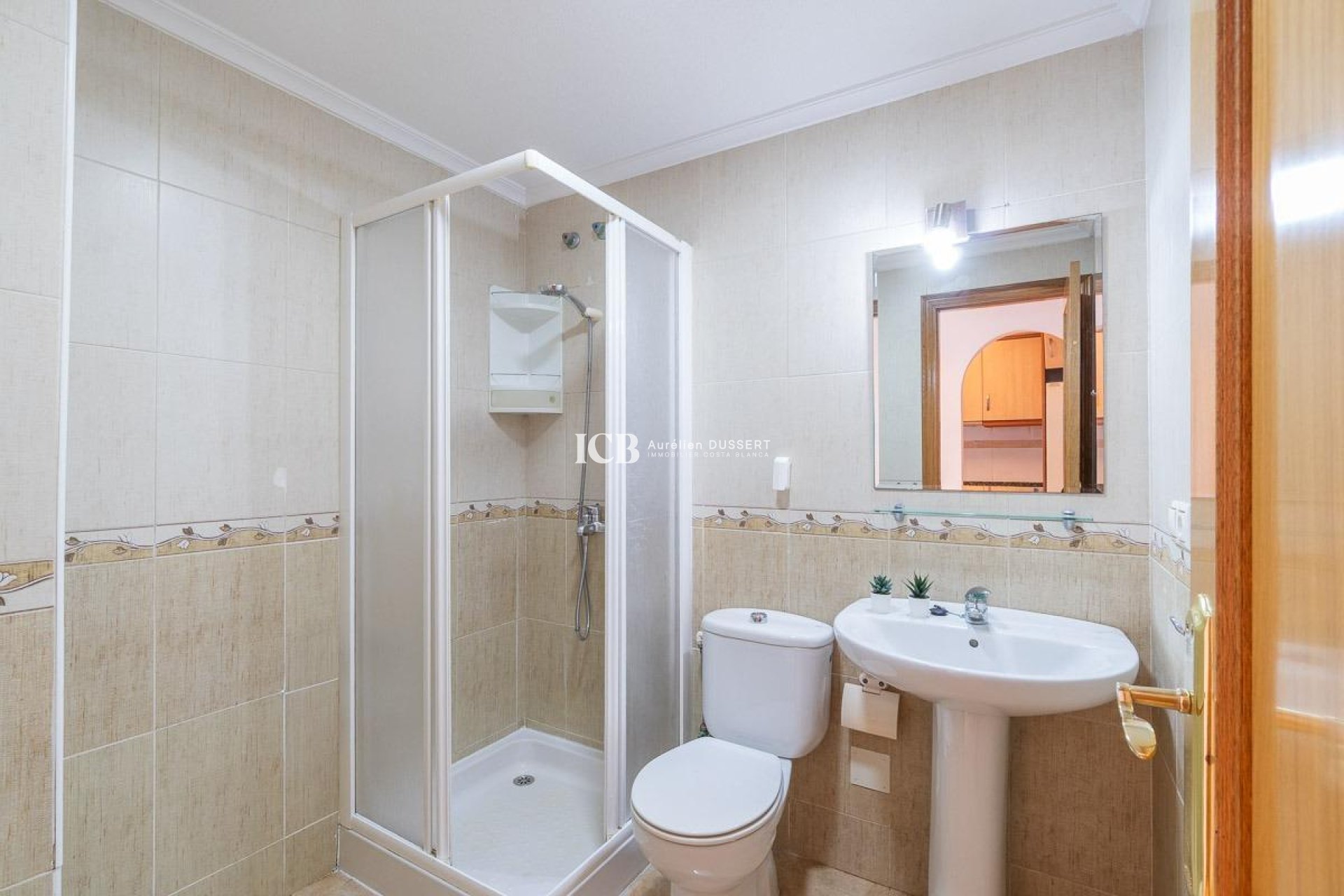 Resale - Apartment / flat -
Torrevieja - Centro