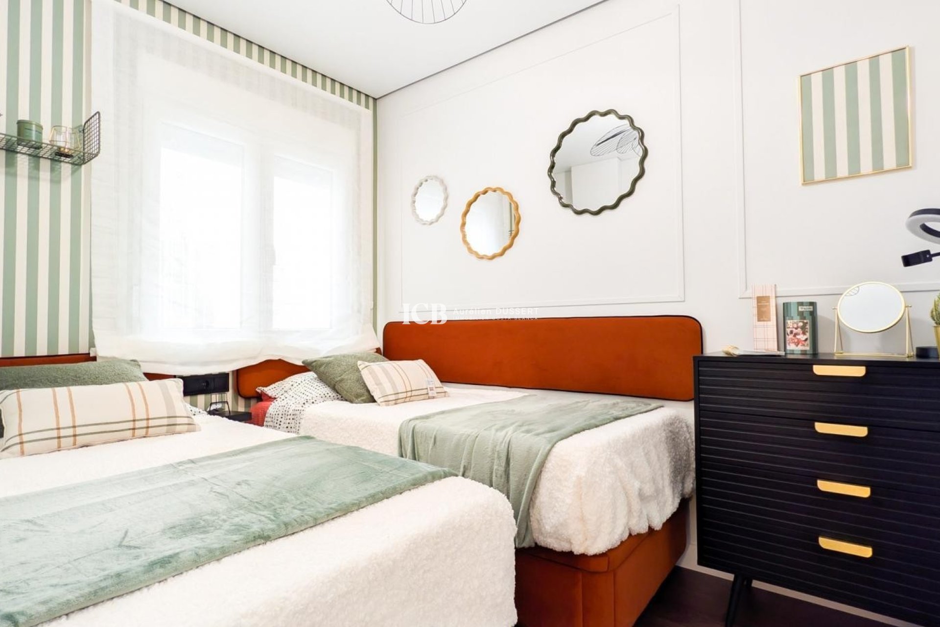 Resale - Apartment / flat -
Torrevieja - Centro