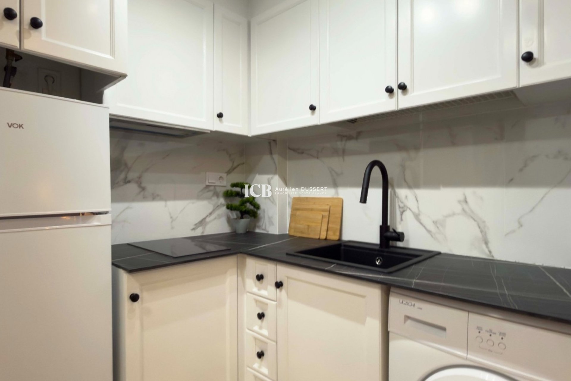 Resale - Apartment / flat -
Torrevieja - Centro