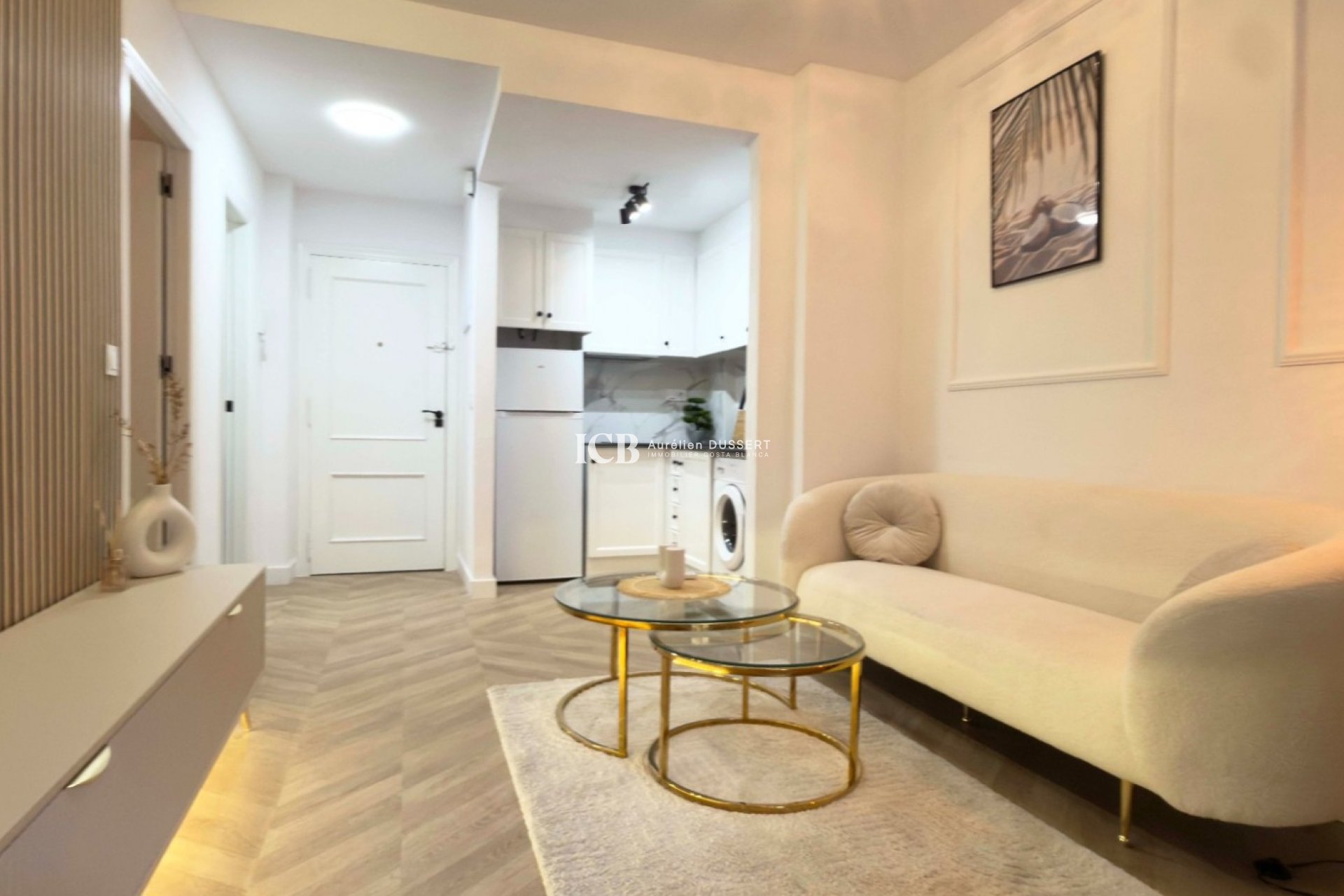 Resale - Apartment / flat -
Torrevieja - Centro