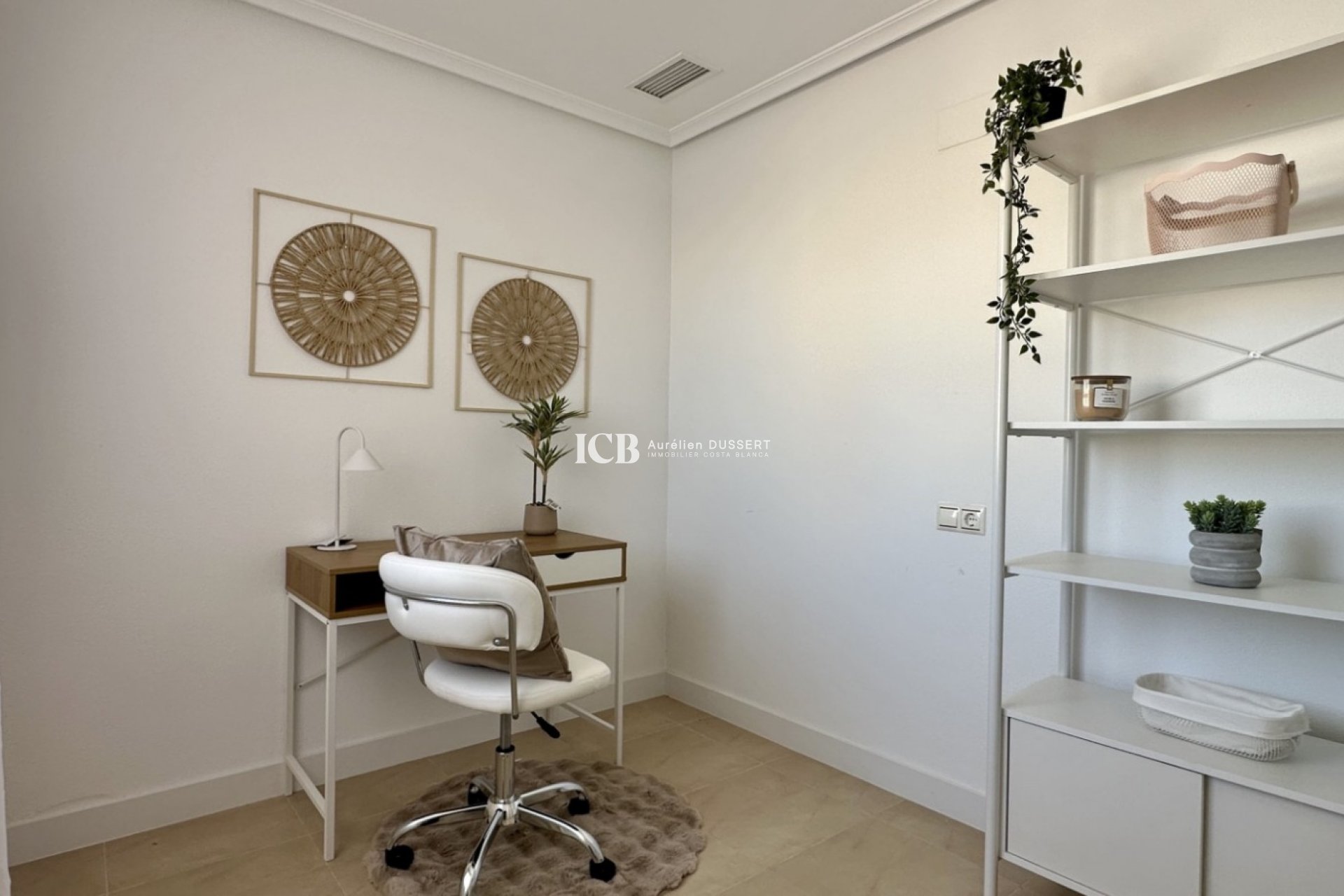 Resale - Apartment / flat -
Torrevieja - Centro