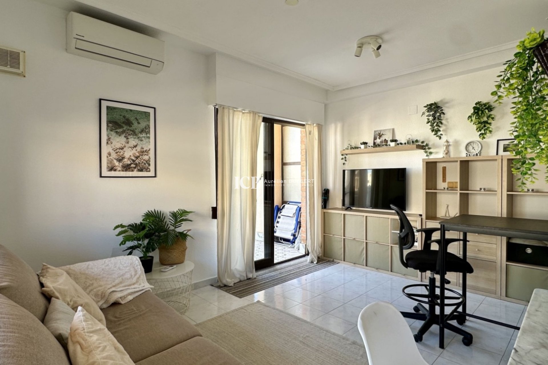 Resale - Apartment / flat -
Torrevieja - Centro