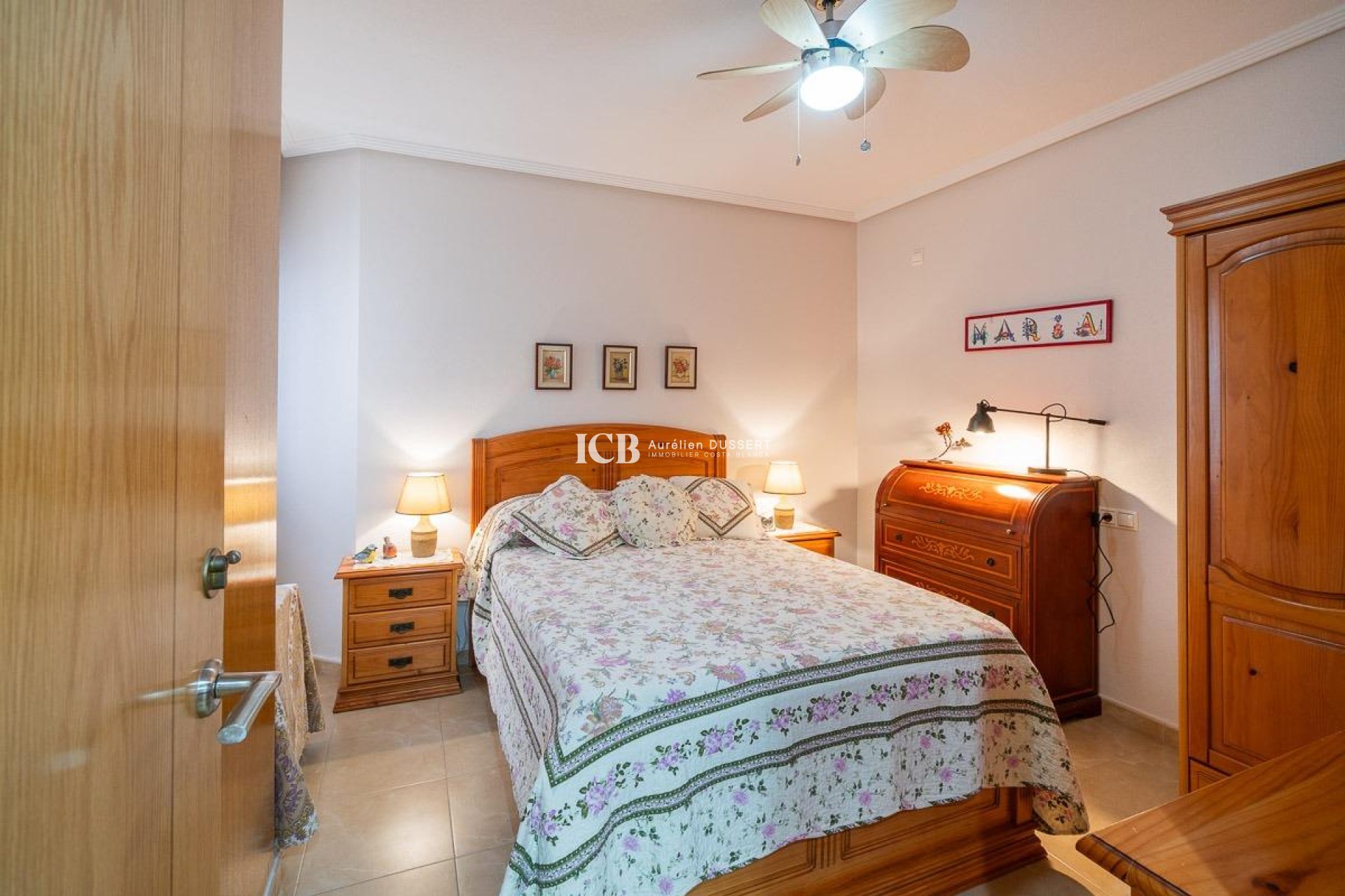 Resale - Apartment / flat -
Torrevieja - Centro