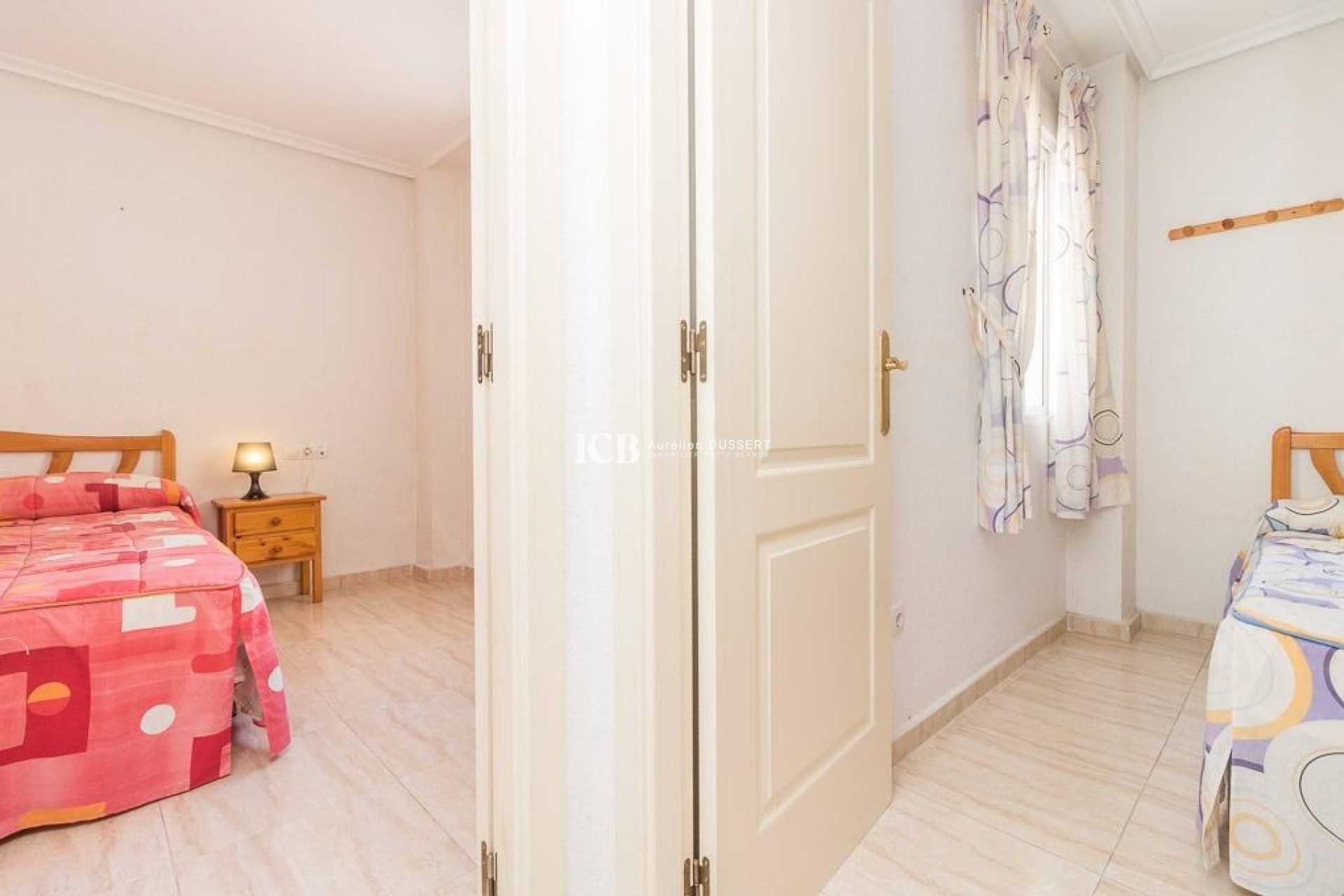 Resale - Apartment / flat -
Torrevieja - Centro