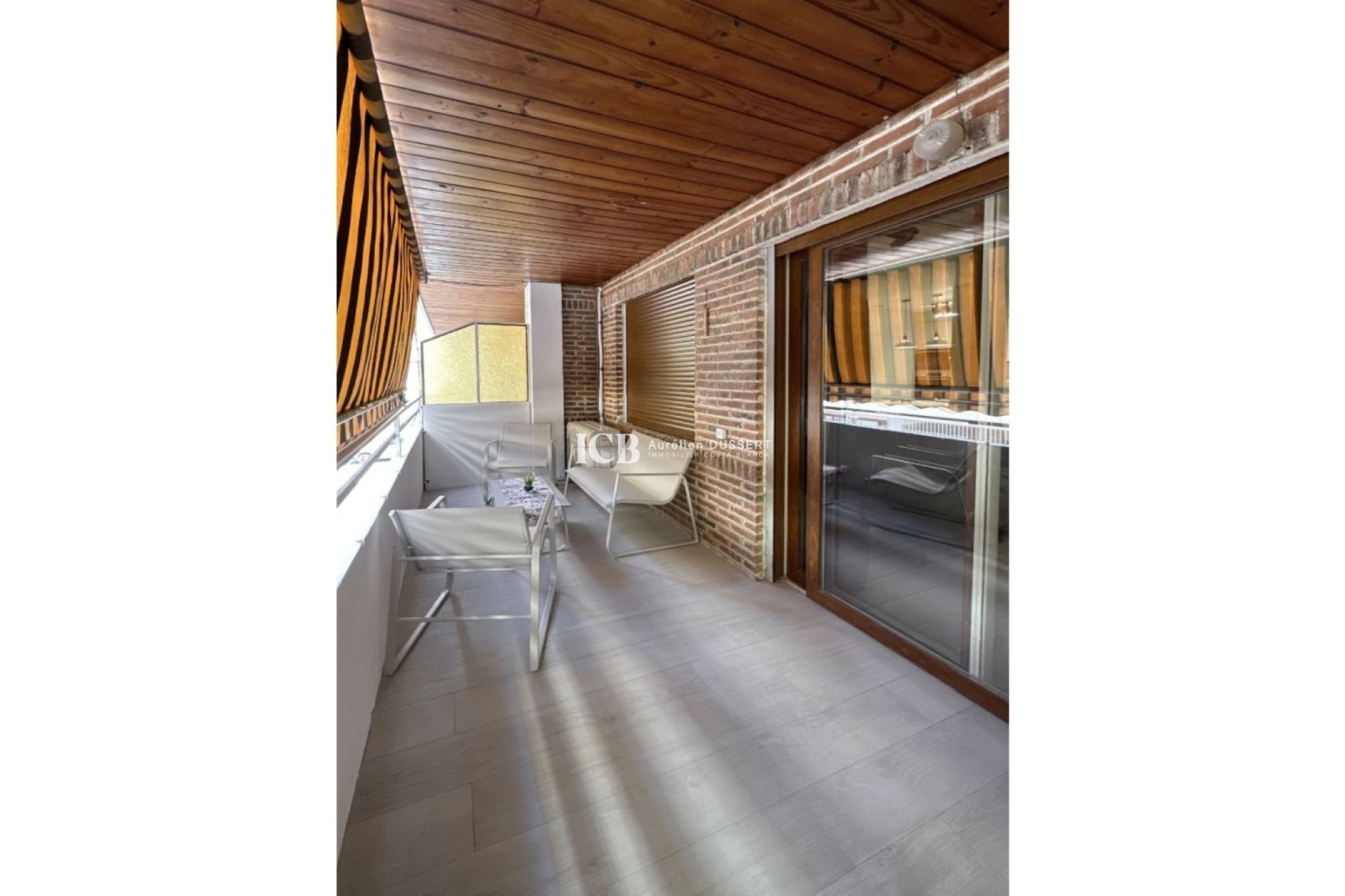 Resale - Apartment / flat -
Torrevieja - Centro