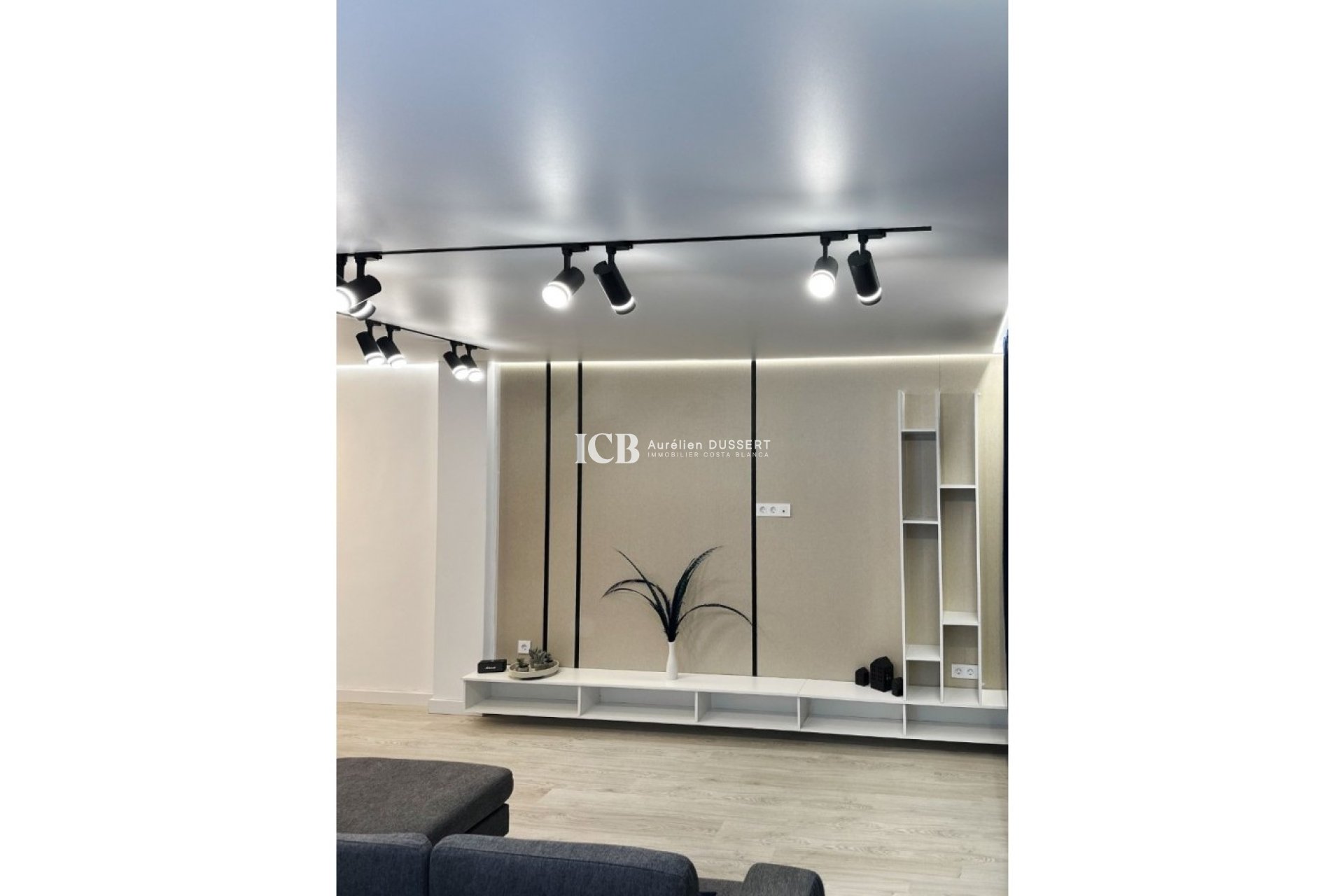 Resale - Apartment / flat -
Torrevieja - Centro