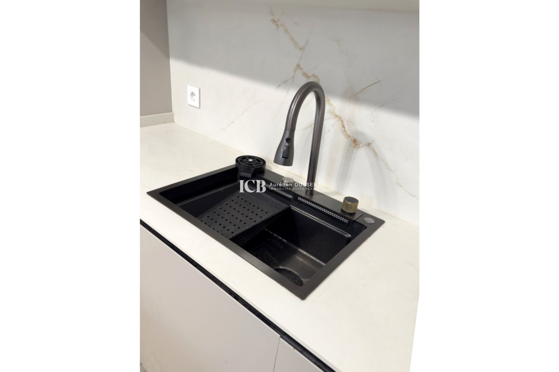 Resale - Apartment / flat -
Torrevieja - Centro