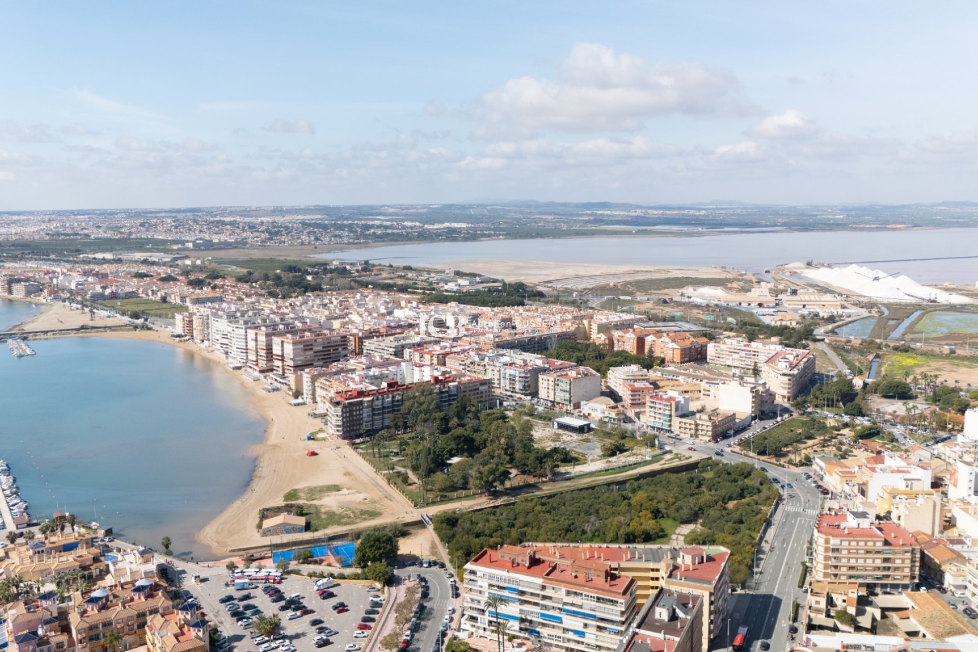 Resale - Apartment / flat -
Torrevieja - Centro