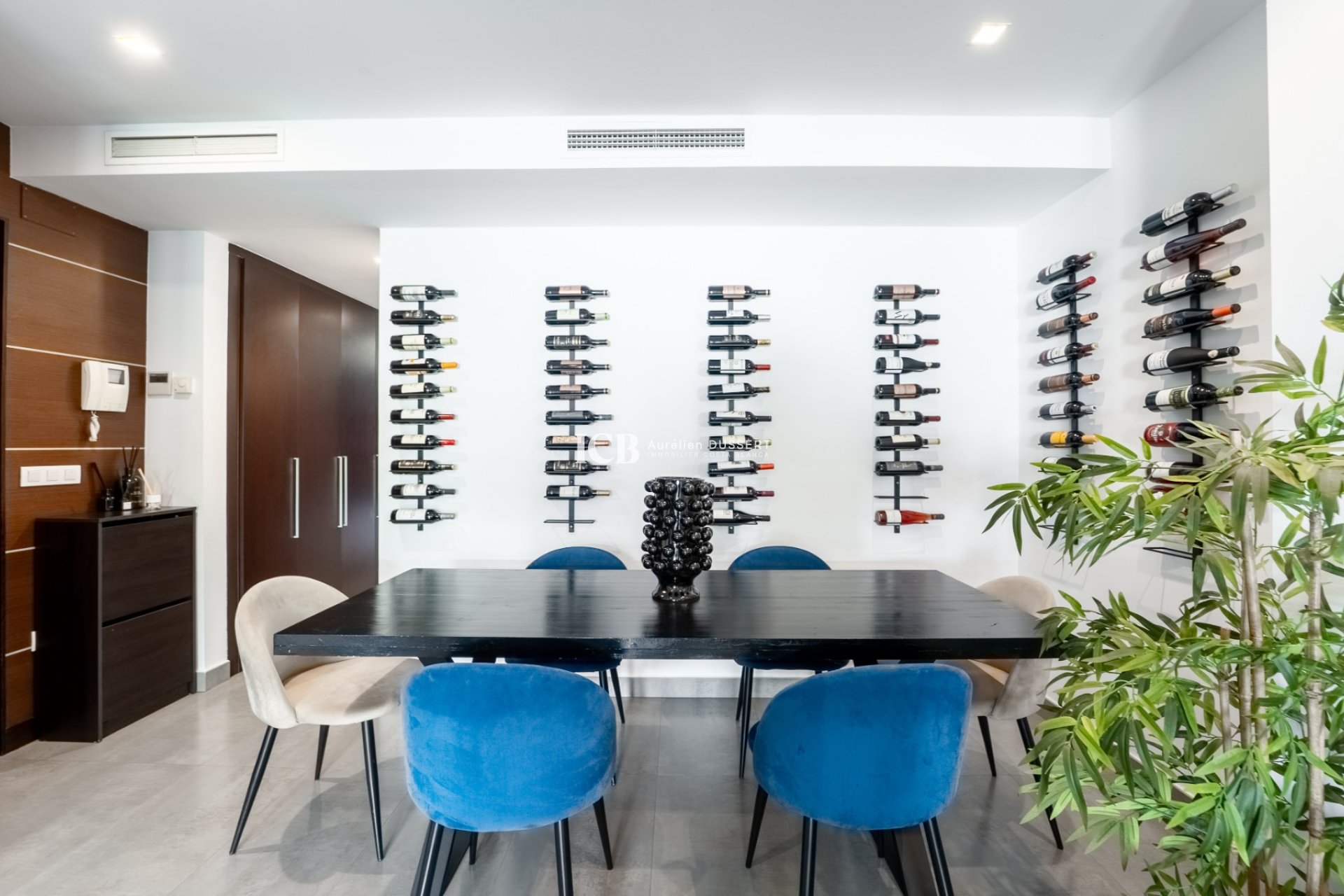 Resale - Apartment / flat -
Torrevieja - Centro