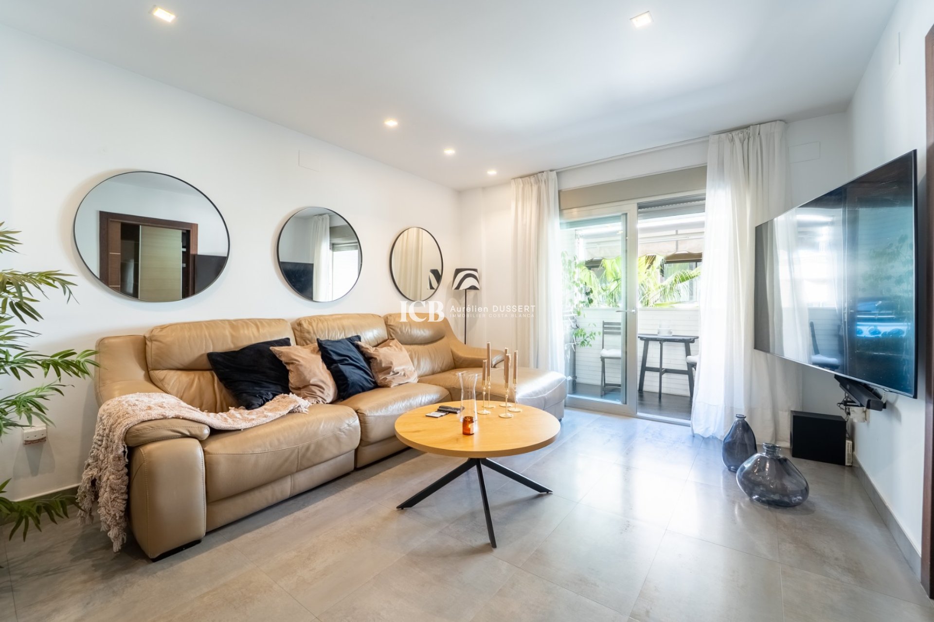 Resale - Apartment / flat -
Torrevieja - Centro