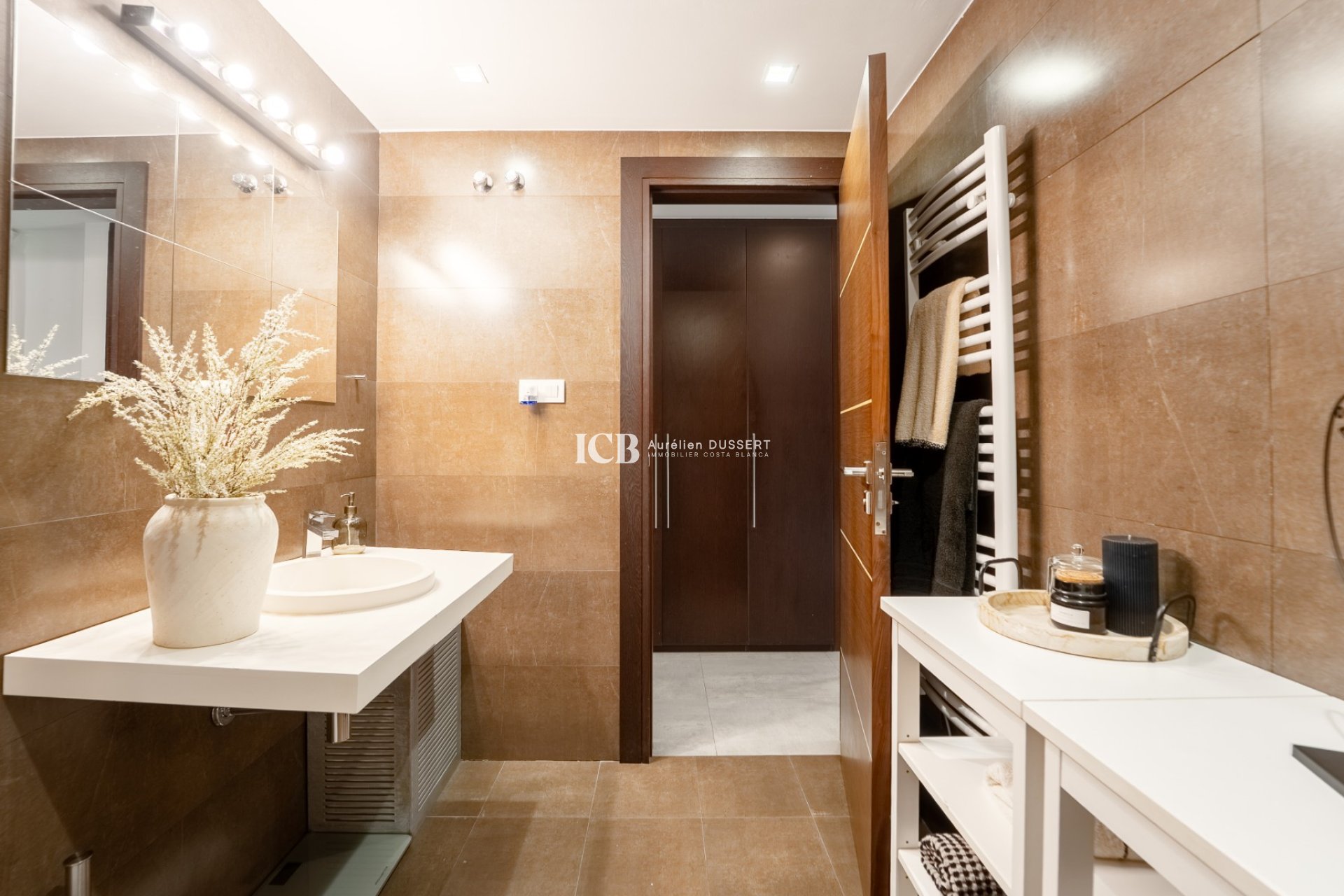 Resale - Apartment / flat -
Torrevieja - Centro