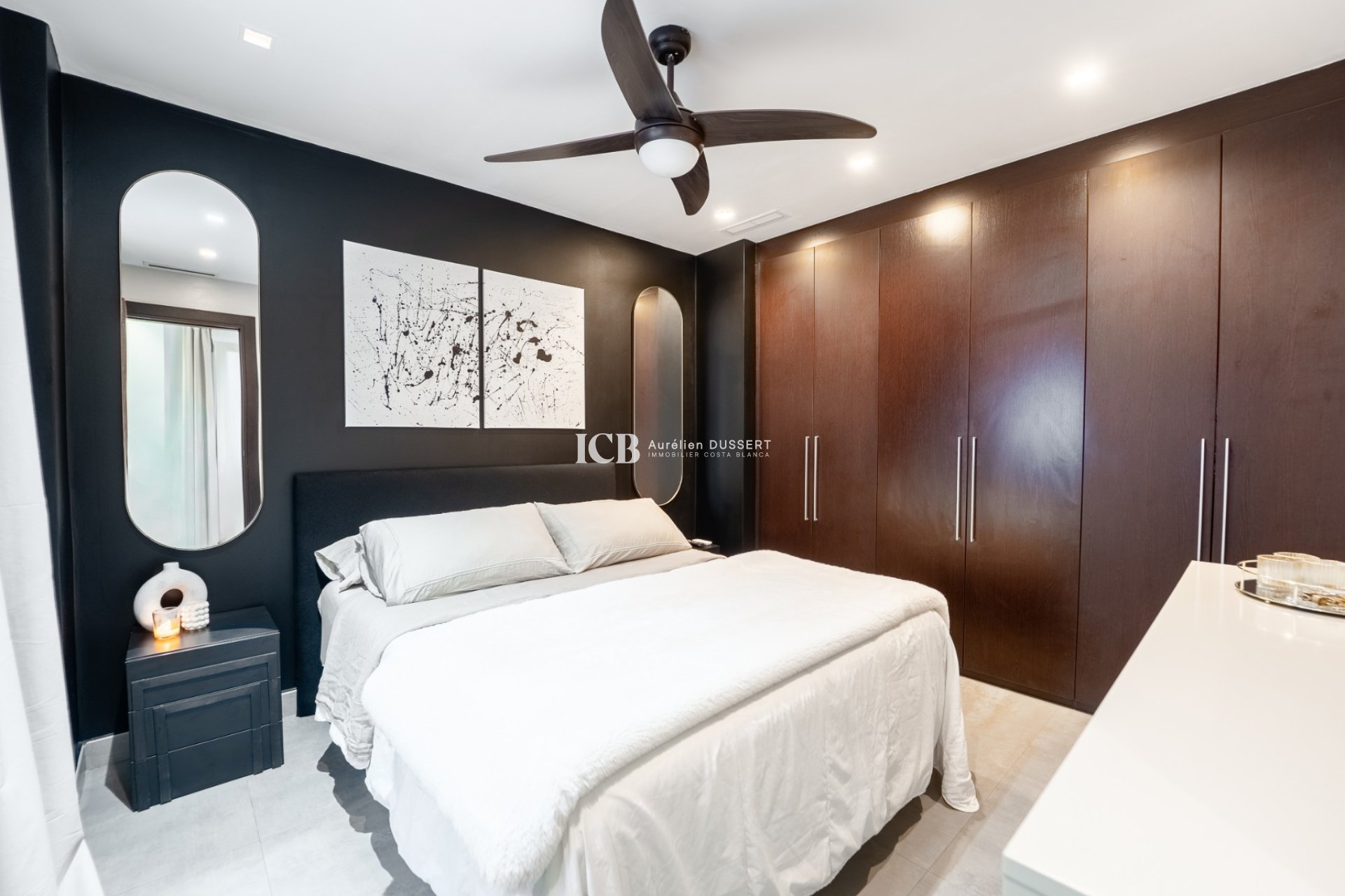 Resale - Apartment / flat -
Torrevieja - Centro