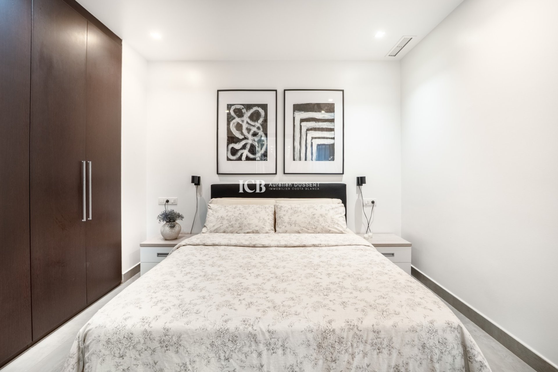 Resale - Apartment / flat -
Torrevieja - Centro