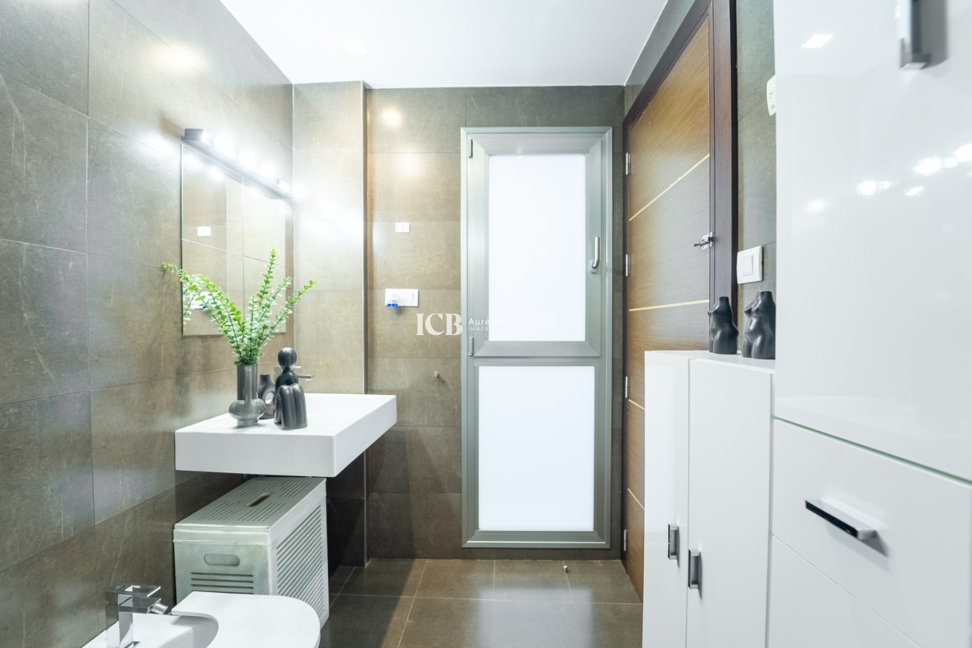 Resale - Apartment / flat -
Torrevieja - Centro