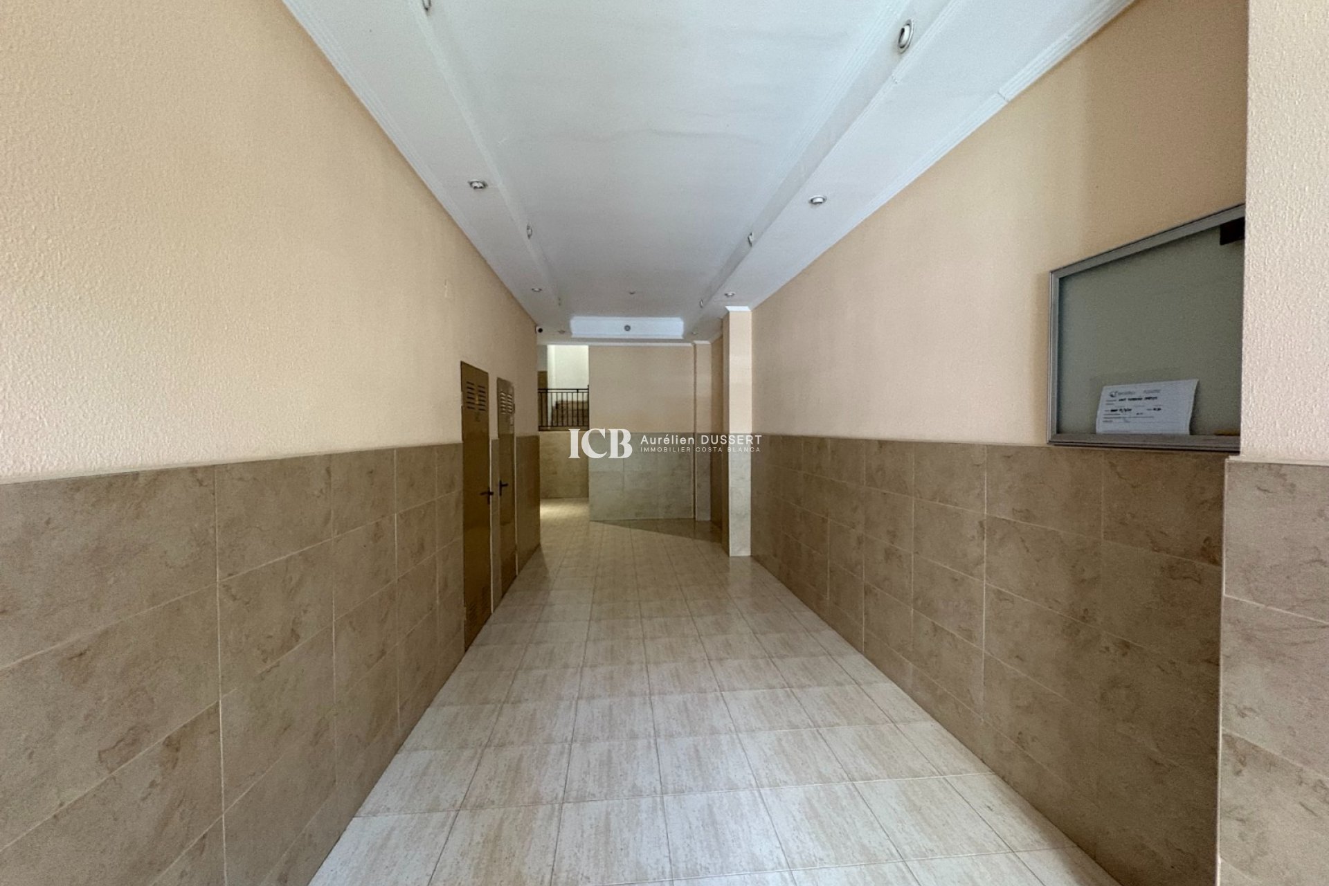 Resale - Apartment / flat -
Torrevieja - Centro