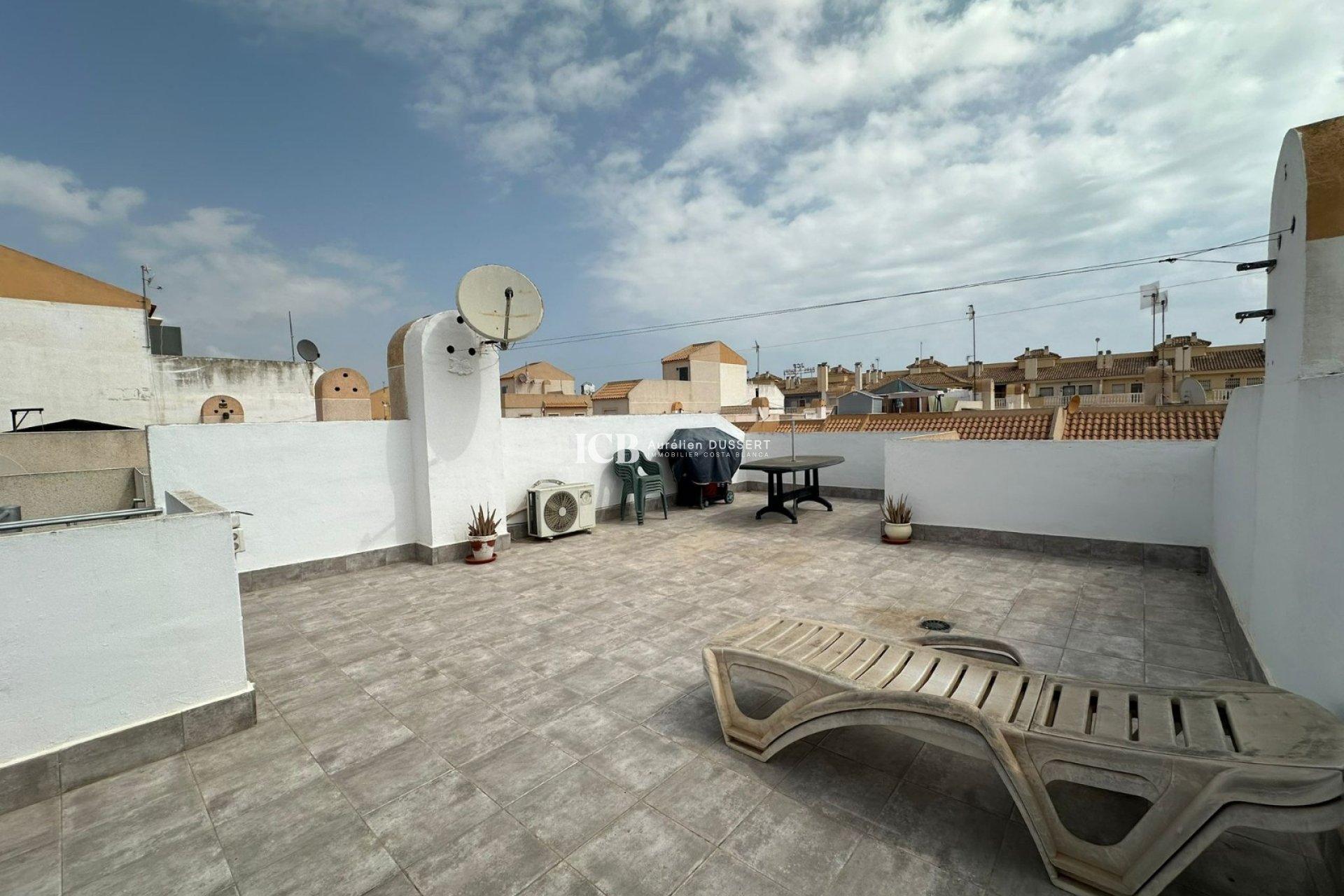 Resale - Apartment / flat -
Torrevieja - El Limonar