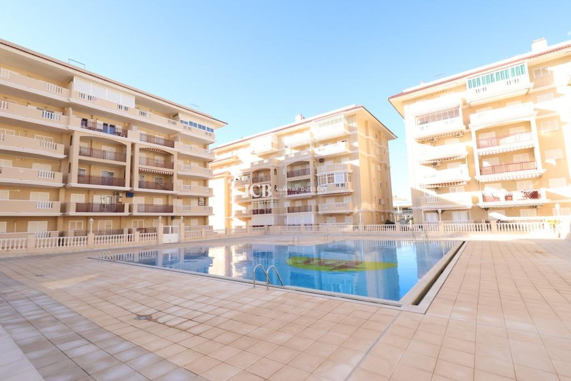 Resale - Apartment / flat -
Torrevieja - La Mata