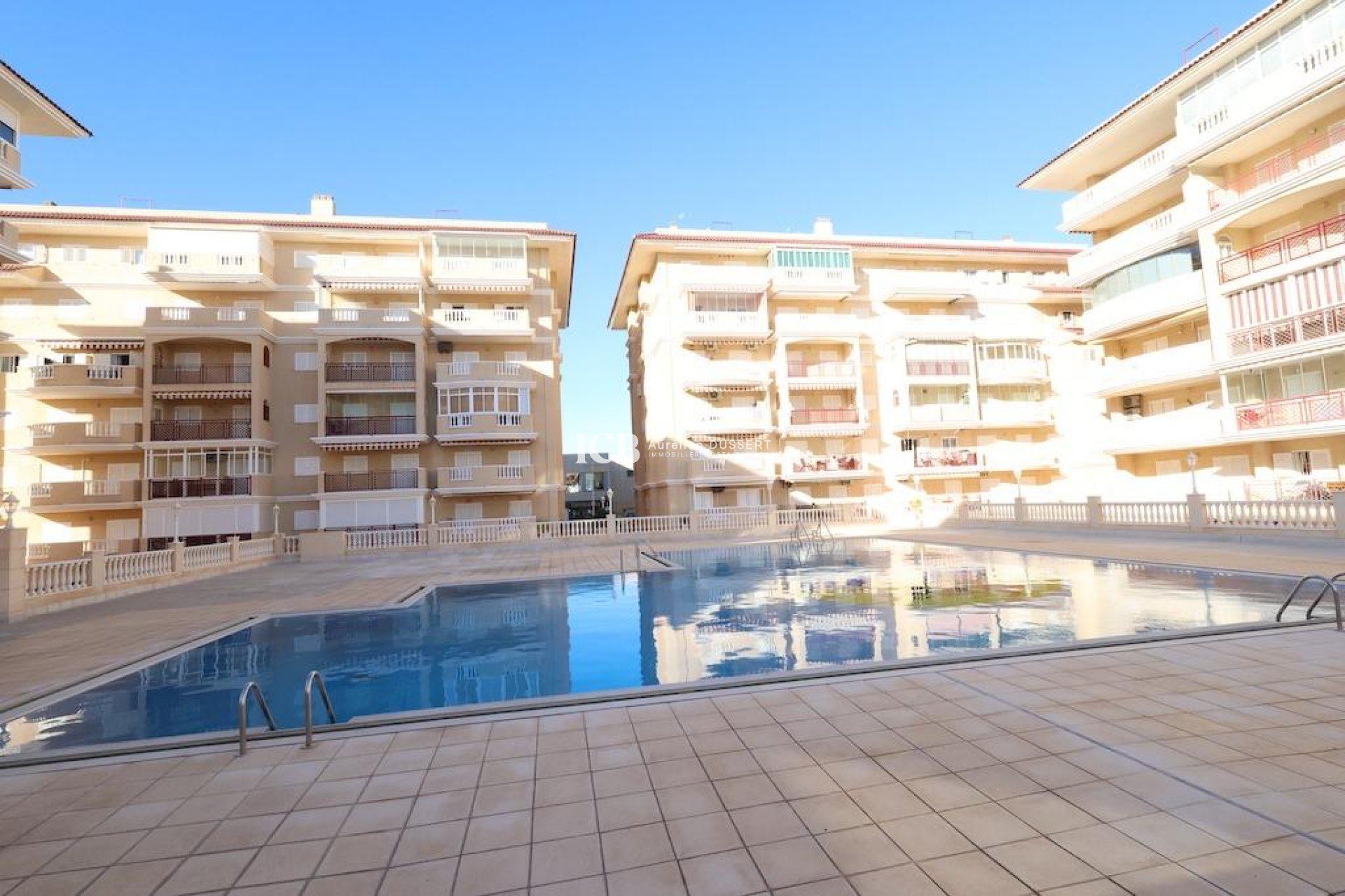 Resale - Apartment / flat -
Torrevieja - La Mata