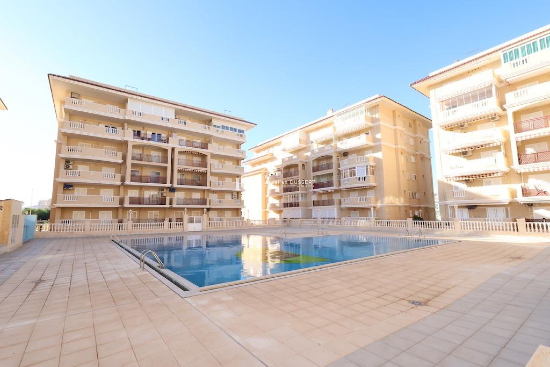 Resale - Apartment / flat -
Torrevieja - La Mata