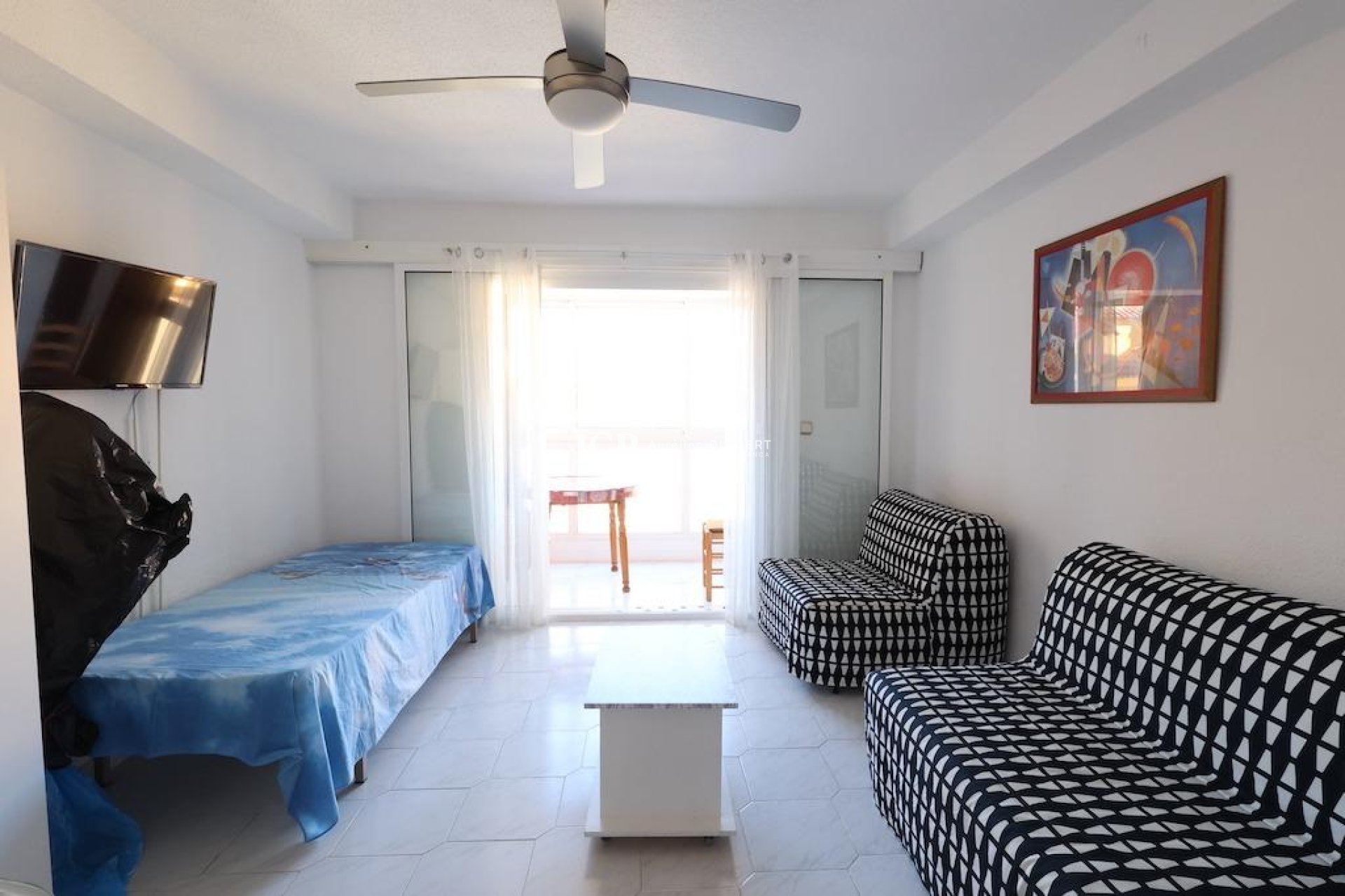 Resale - Apartment / flat -
Torrevieja - La Mata