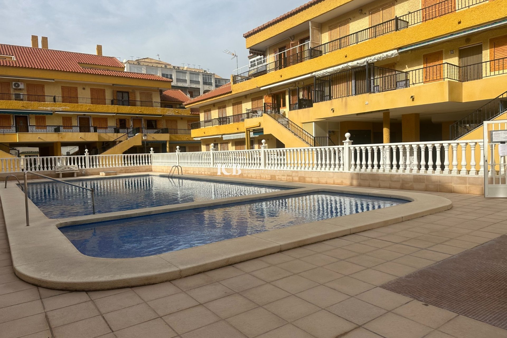 Resale - Apartment / flat -
Torrevieja - La Mata