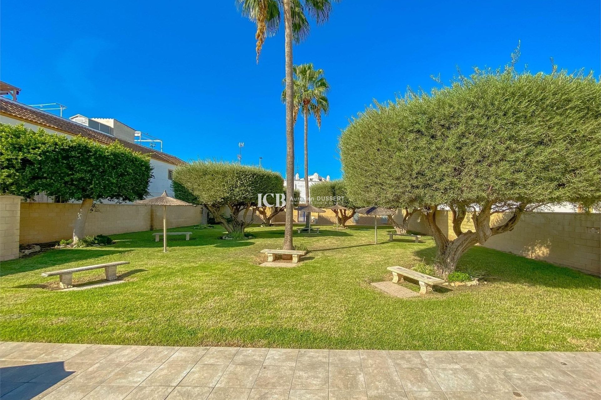 Resale - Apartment / flat -
Torrevieja - La Siesta - El Salado - Torreta