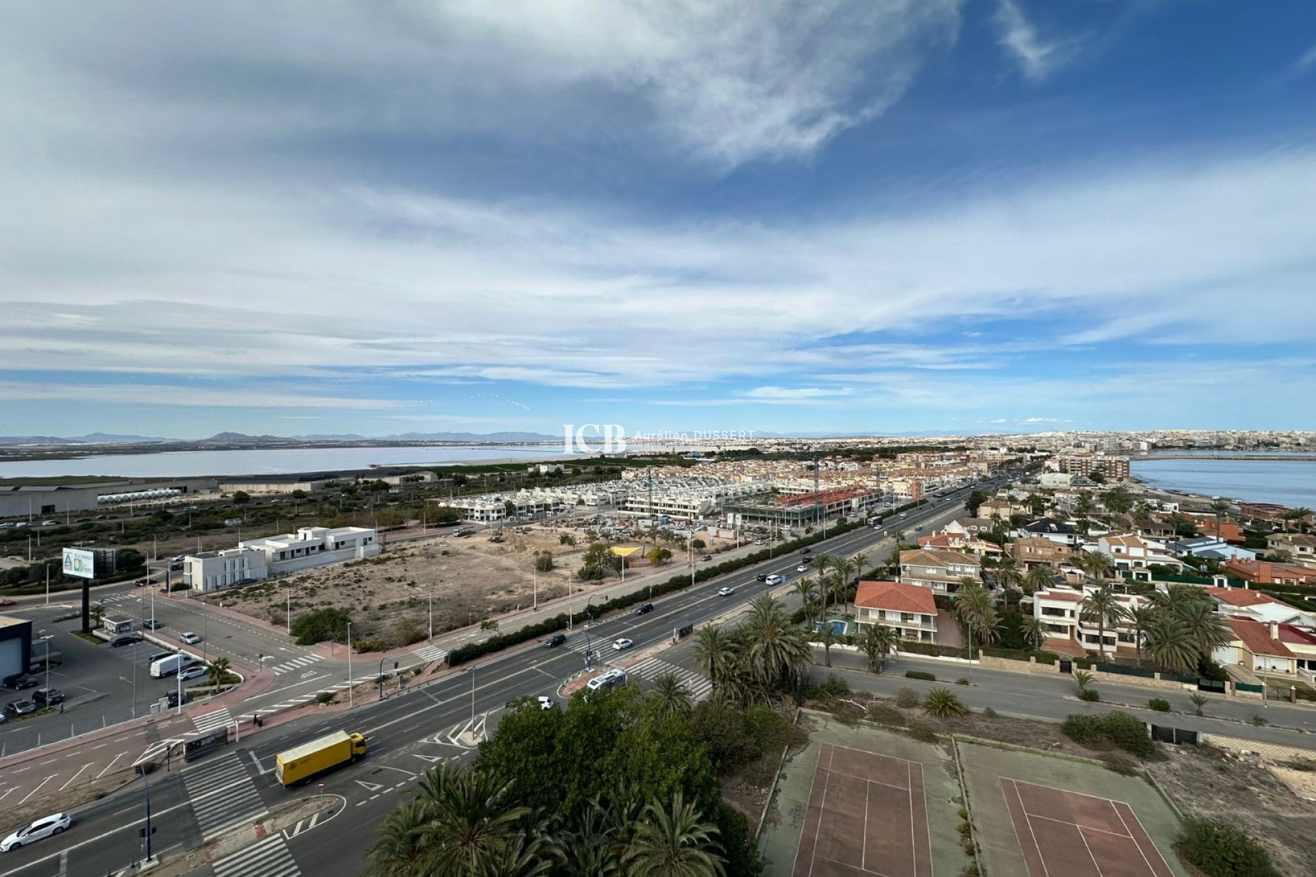 Resale - Apartment / flat -
Torrevieja - La Veleta