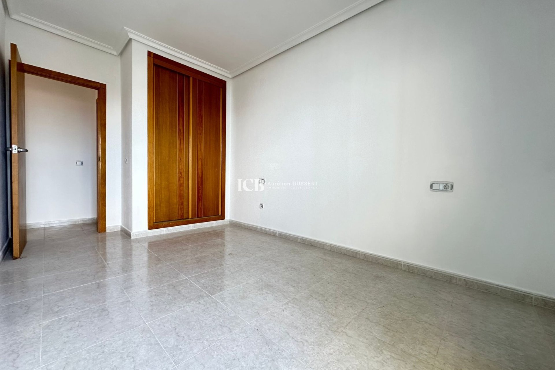 Resale - Apartment / flat -
Torrevieja - La Veleta