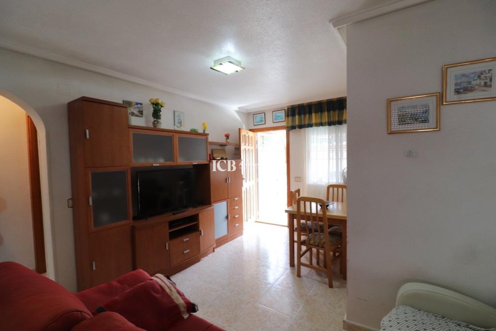 Resale - Apartment / flat -
Torrevieja - Lago jardin