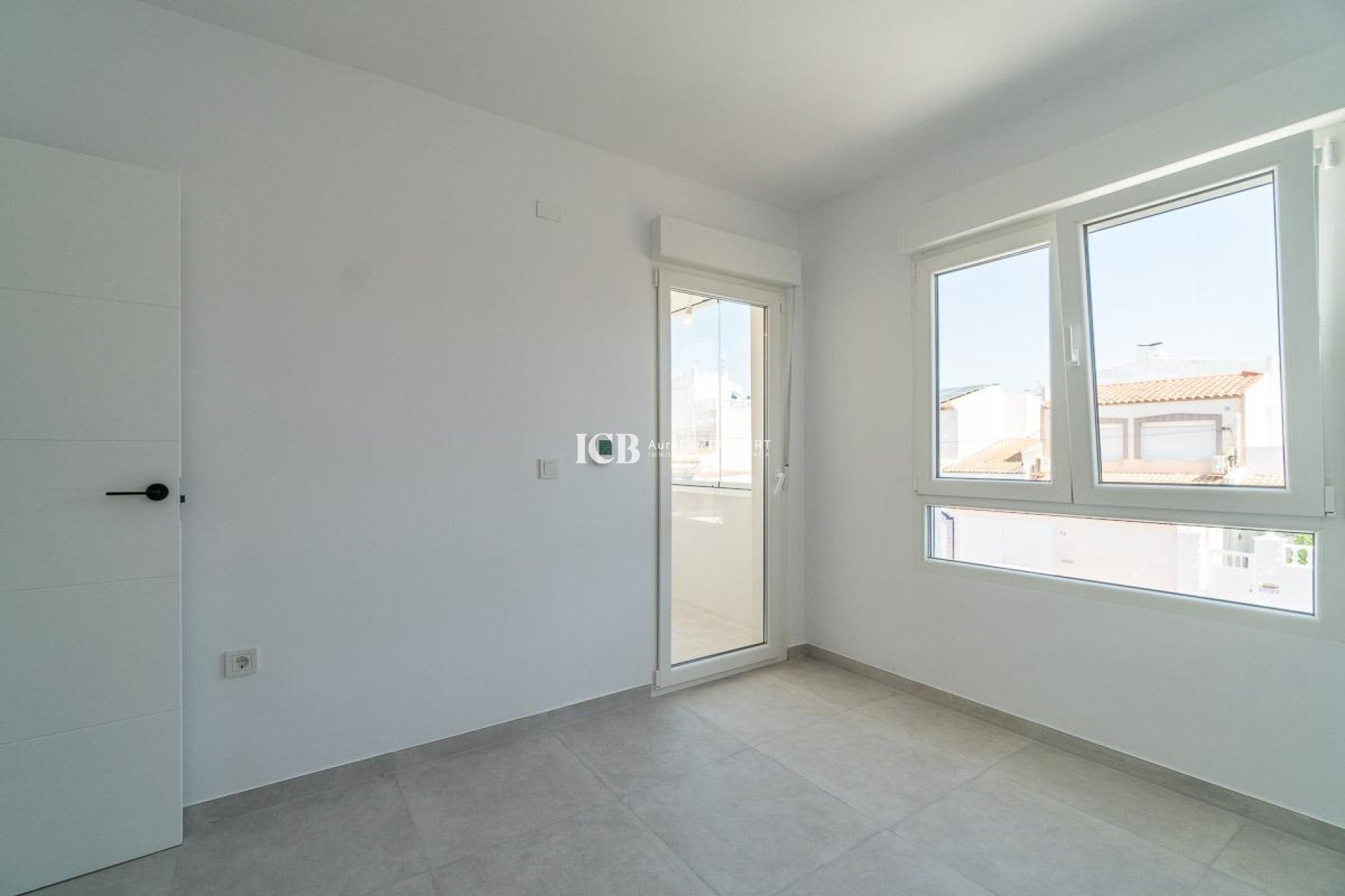 Resale - Apartment / flat -
Torrevieja - Los Frutales