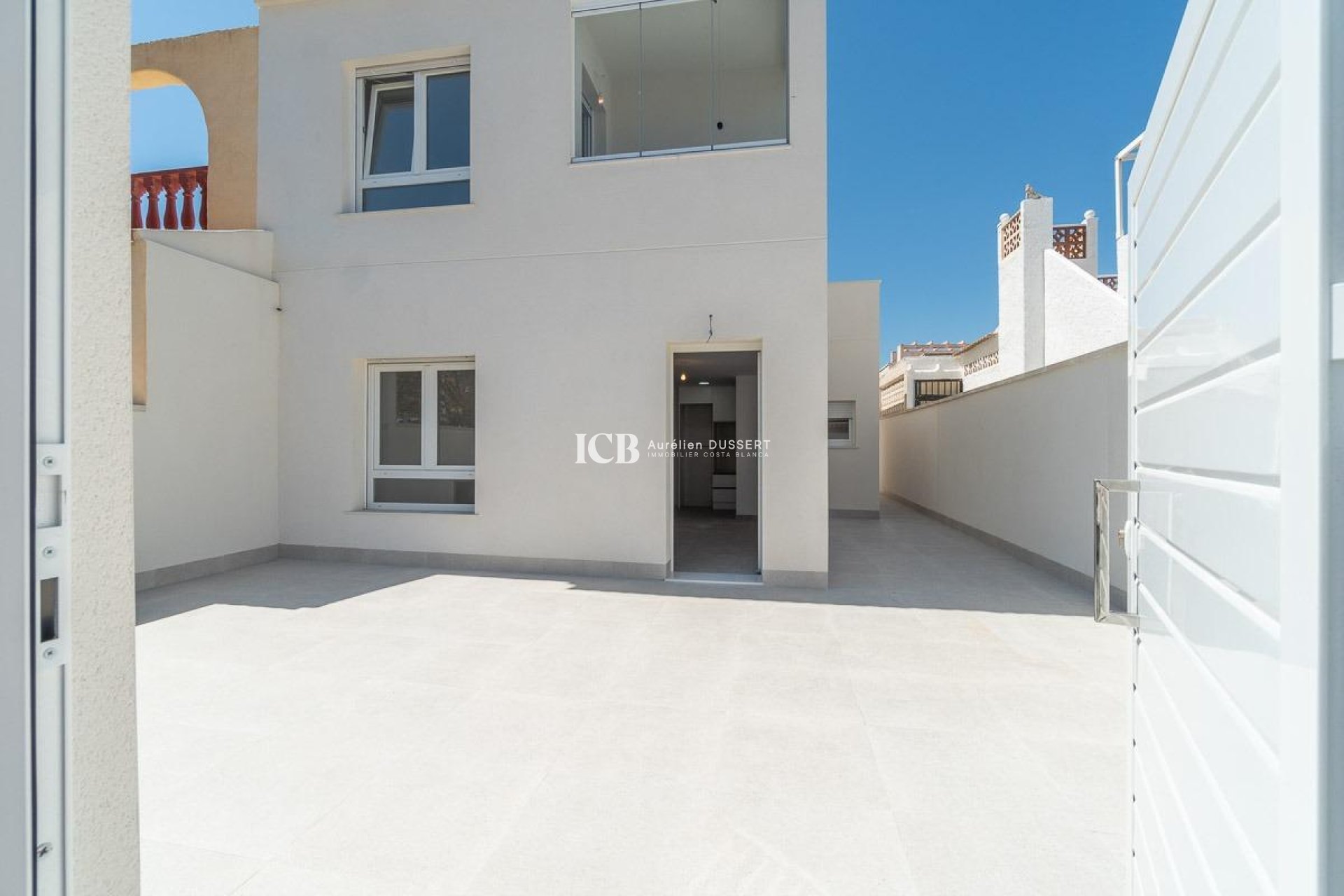 Resale - Apartment / flat -
Torrevieja - Los Frutales