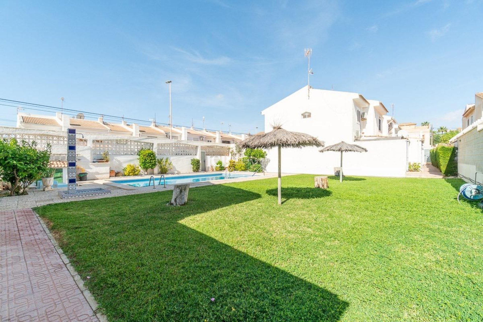 Resale - Apartment / flat -
Torrevieja - Los Frutales