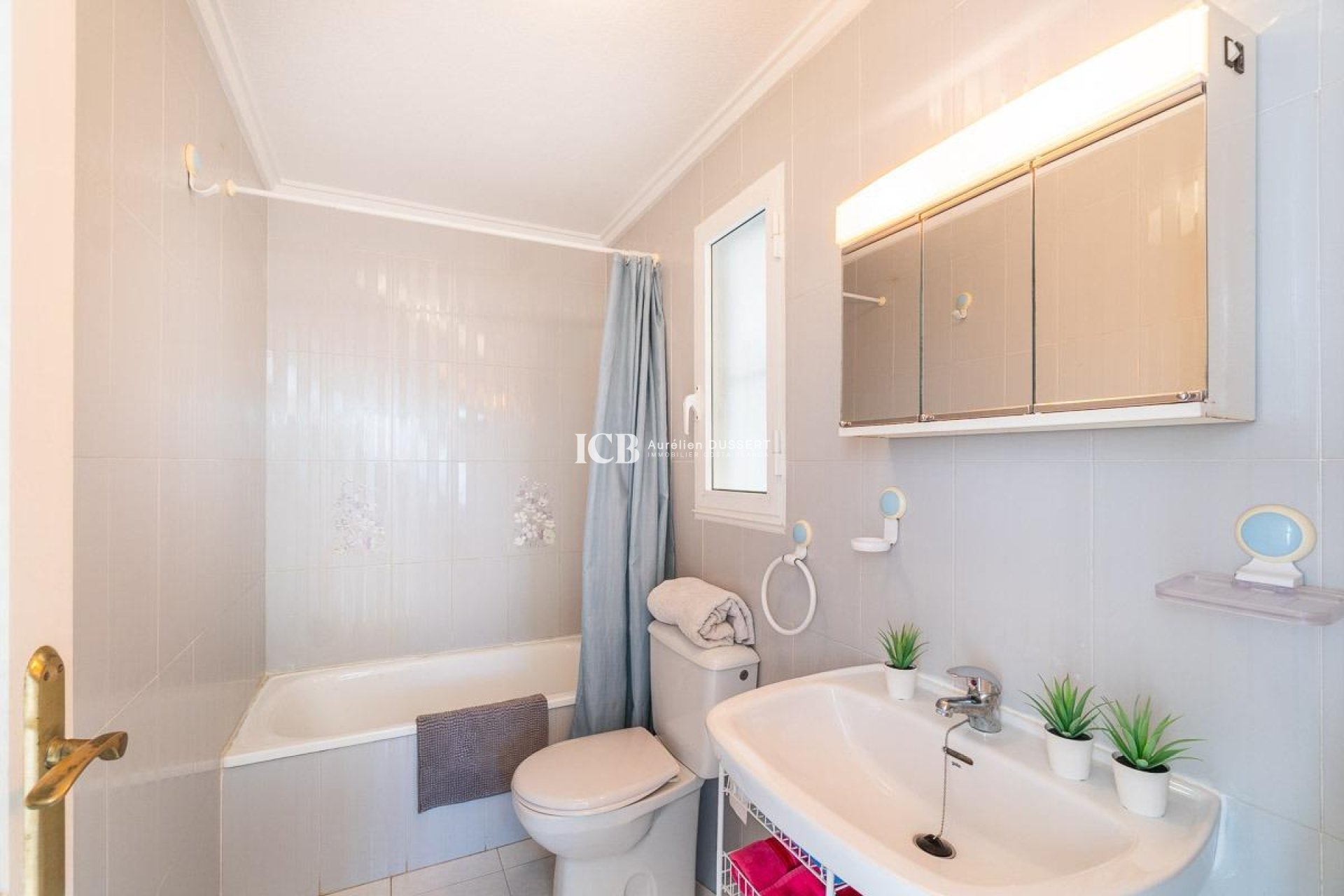 Resale - Apartment / flat -
Torrevieja - Los Frutales