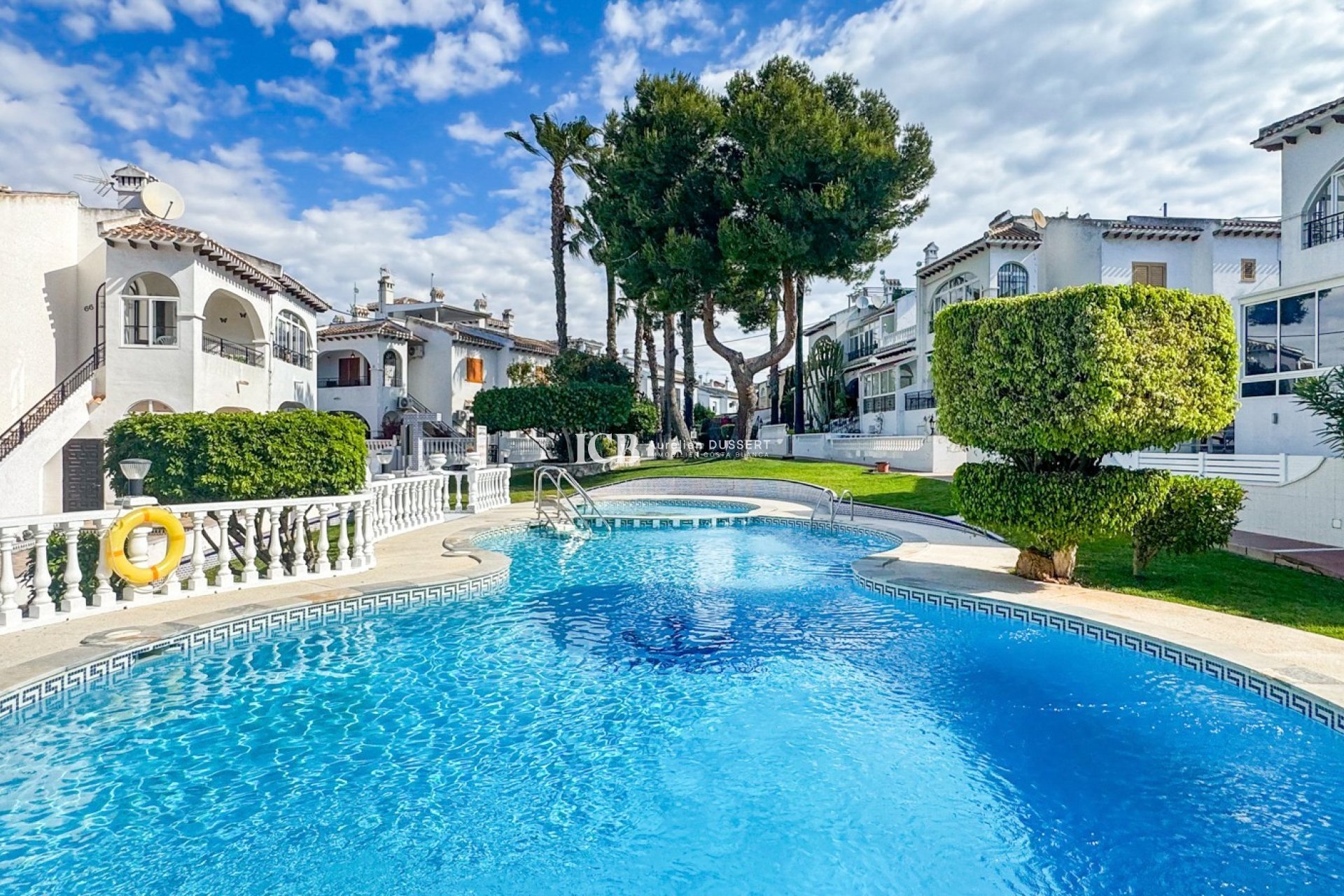 Resale - Apartment / flat -
Torrevieja - Nueva Torrevieja - Aguas Nuevas