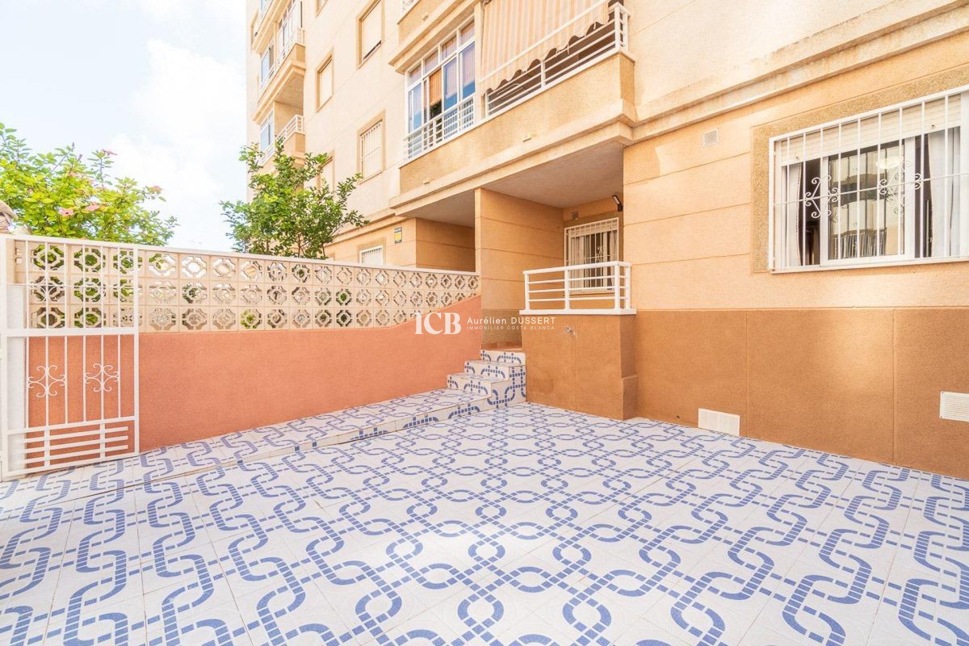 Resale - Apartment / flat -
Torrevieja - Nueva Torrevieja