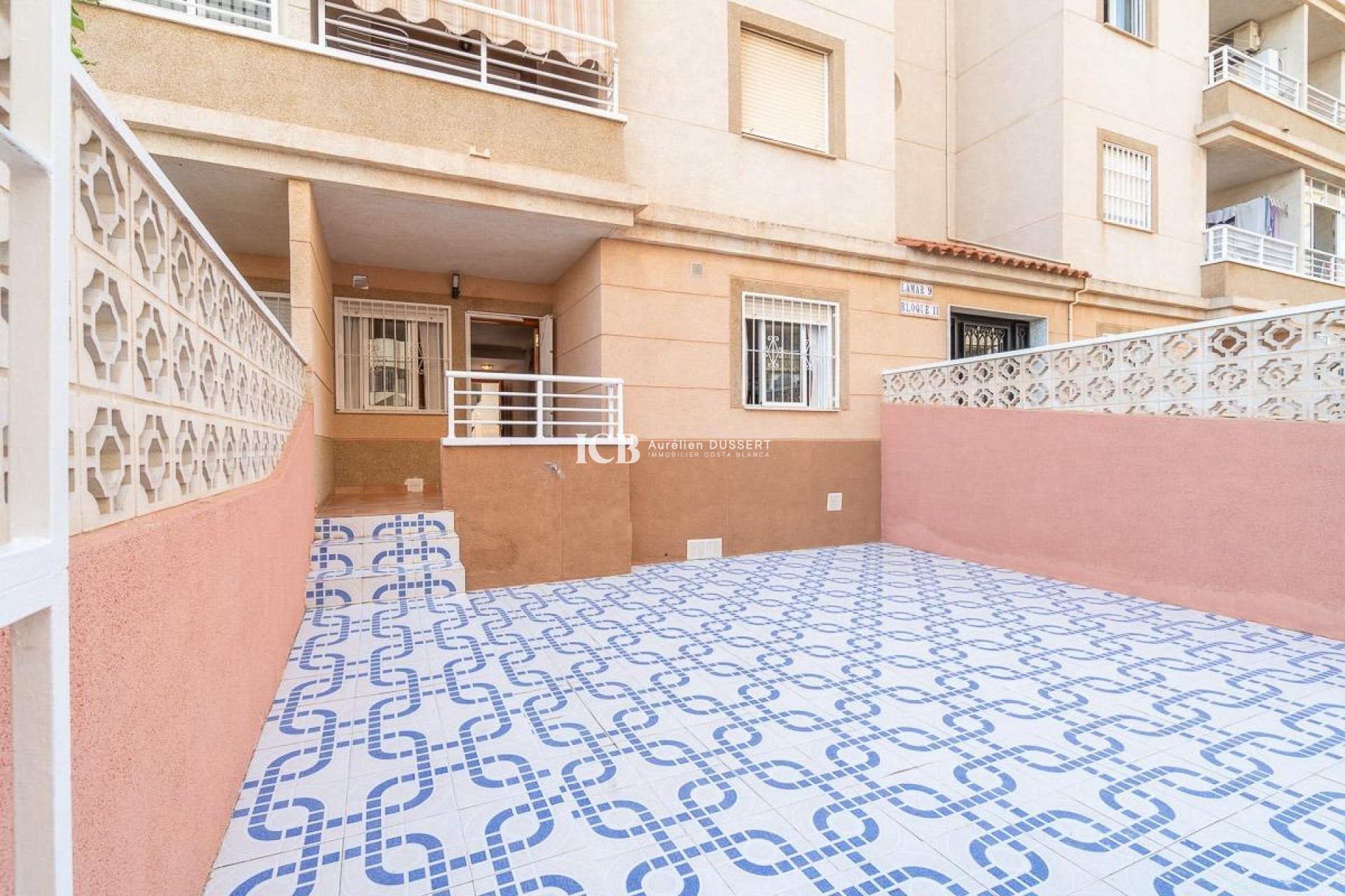 Resale - Apartment / flat -
Torrevieja - Nueva Torrevieja