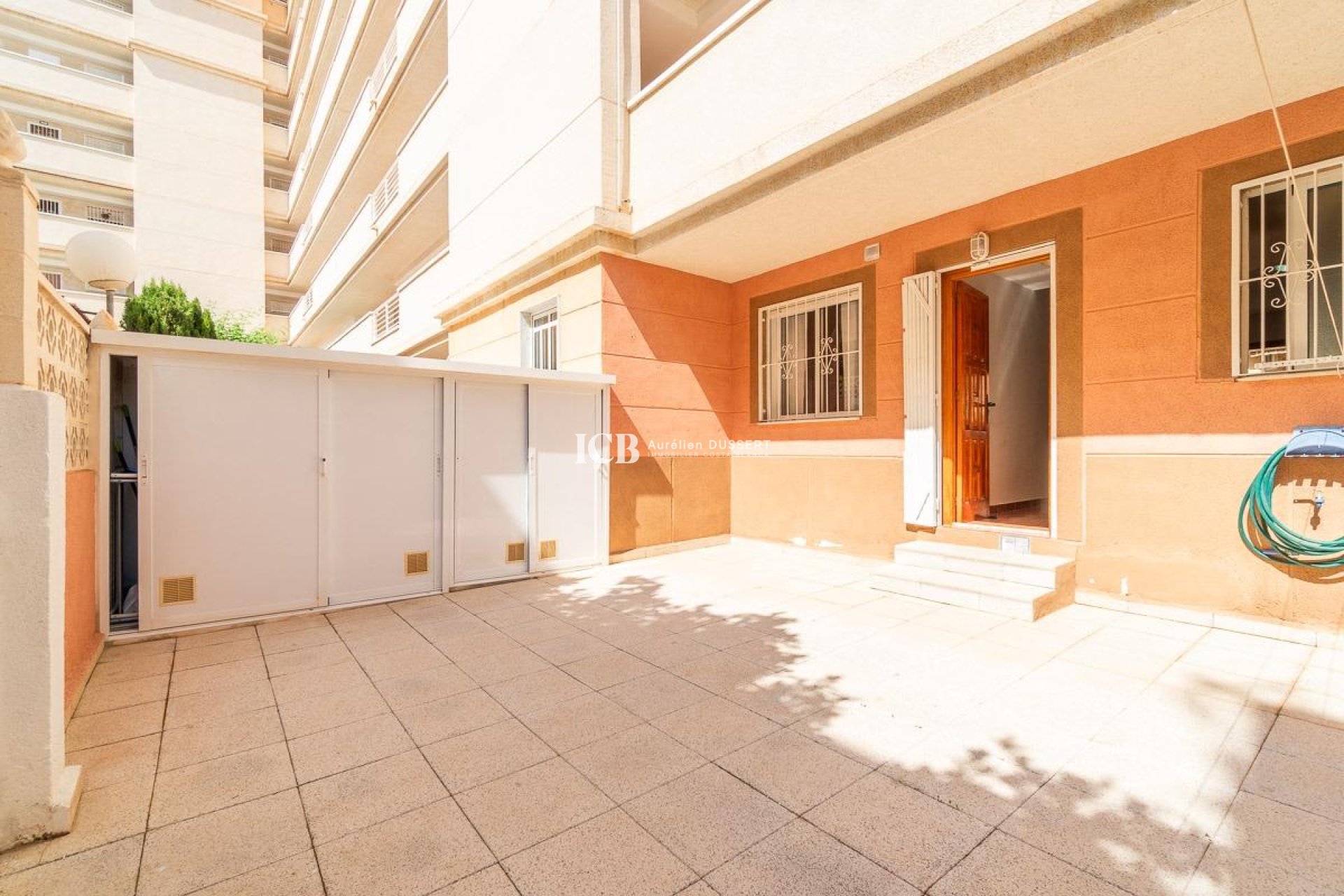 Resale - Apartment / flat -
Torrevieja - Nueva Torrevieja