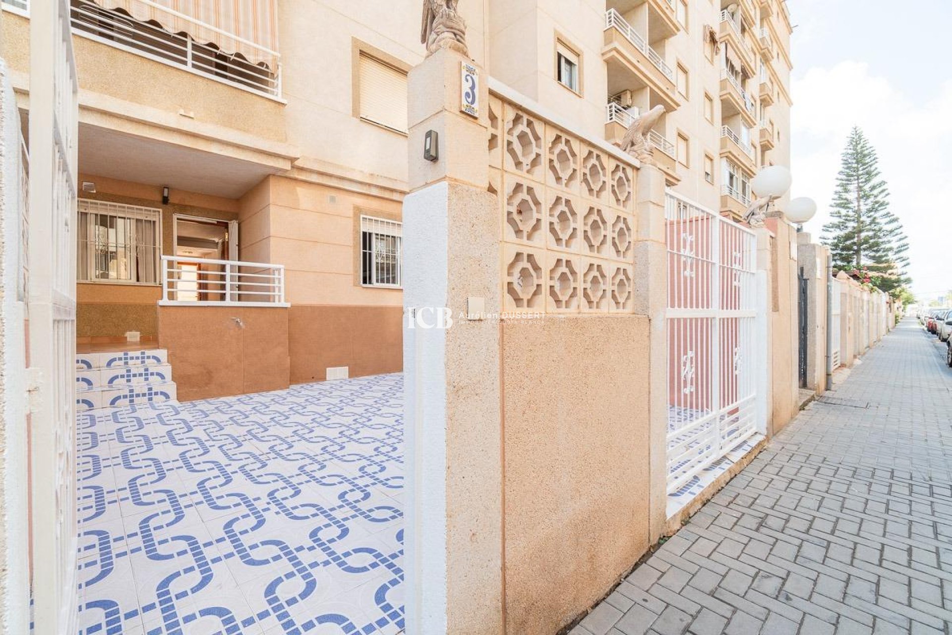 Resale - Apartment / flat -
Torrevieja - Nueva Torrevieja