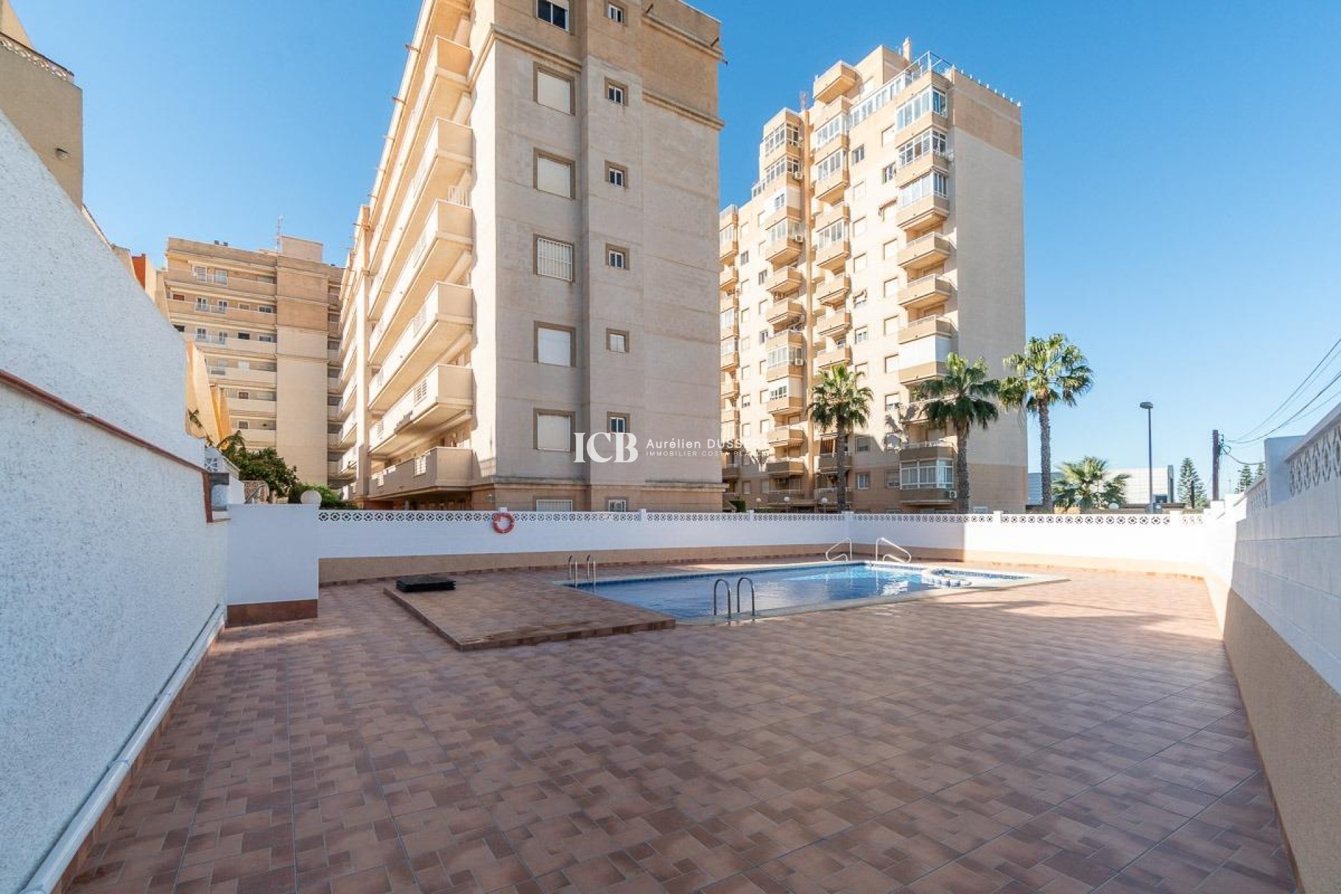 Resale - Apartment / flat -
Torrevieja - Nueva Torrevieja