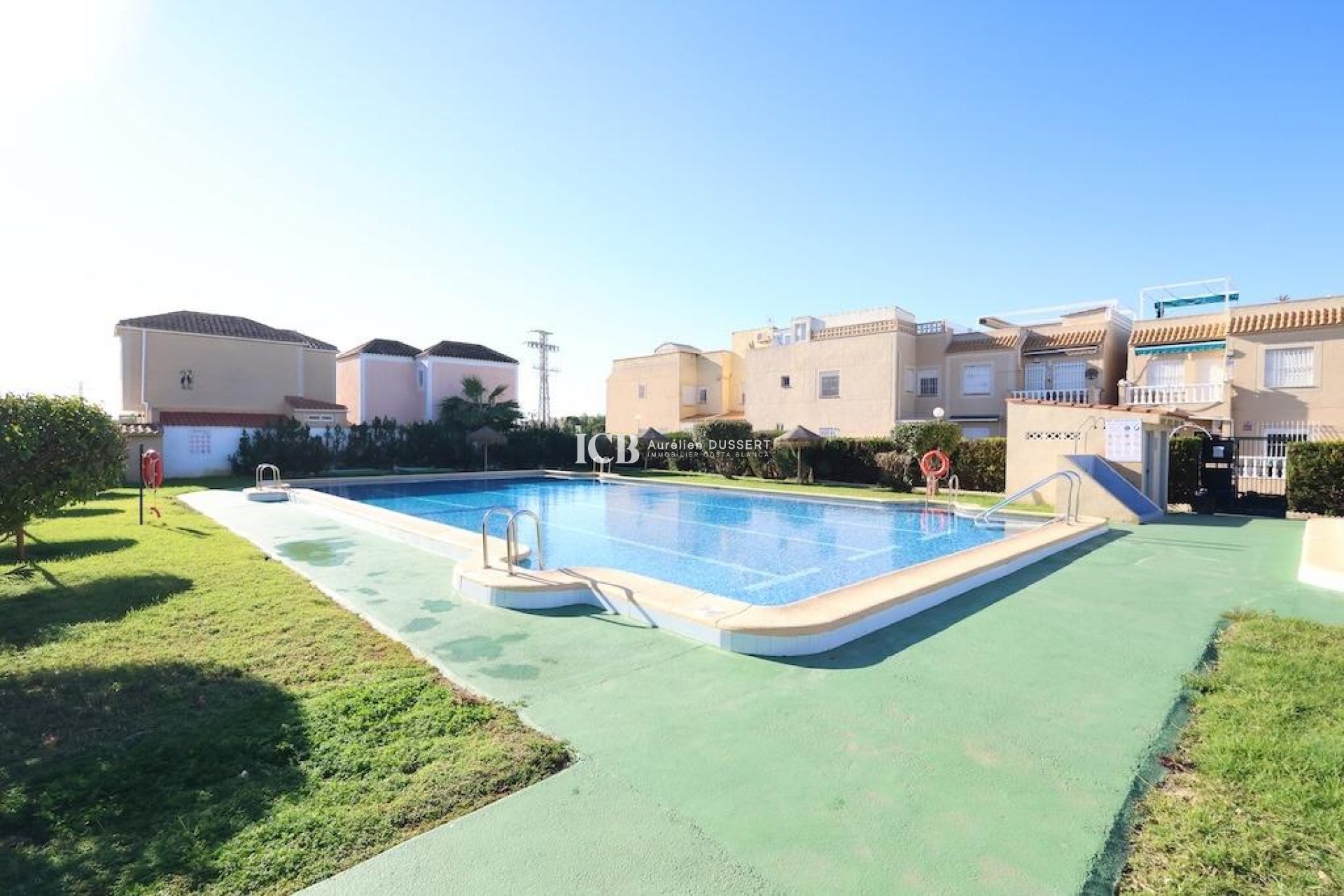 Resale - Apartment / flat -
Torrevieja - Paraje natural
