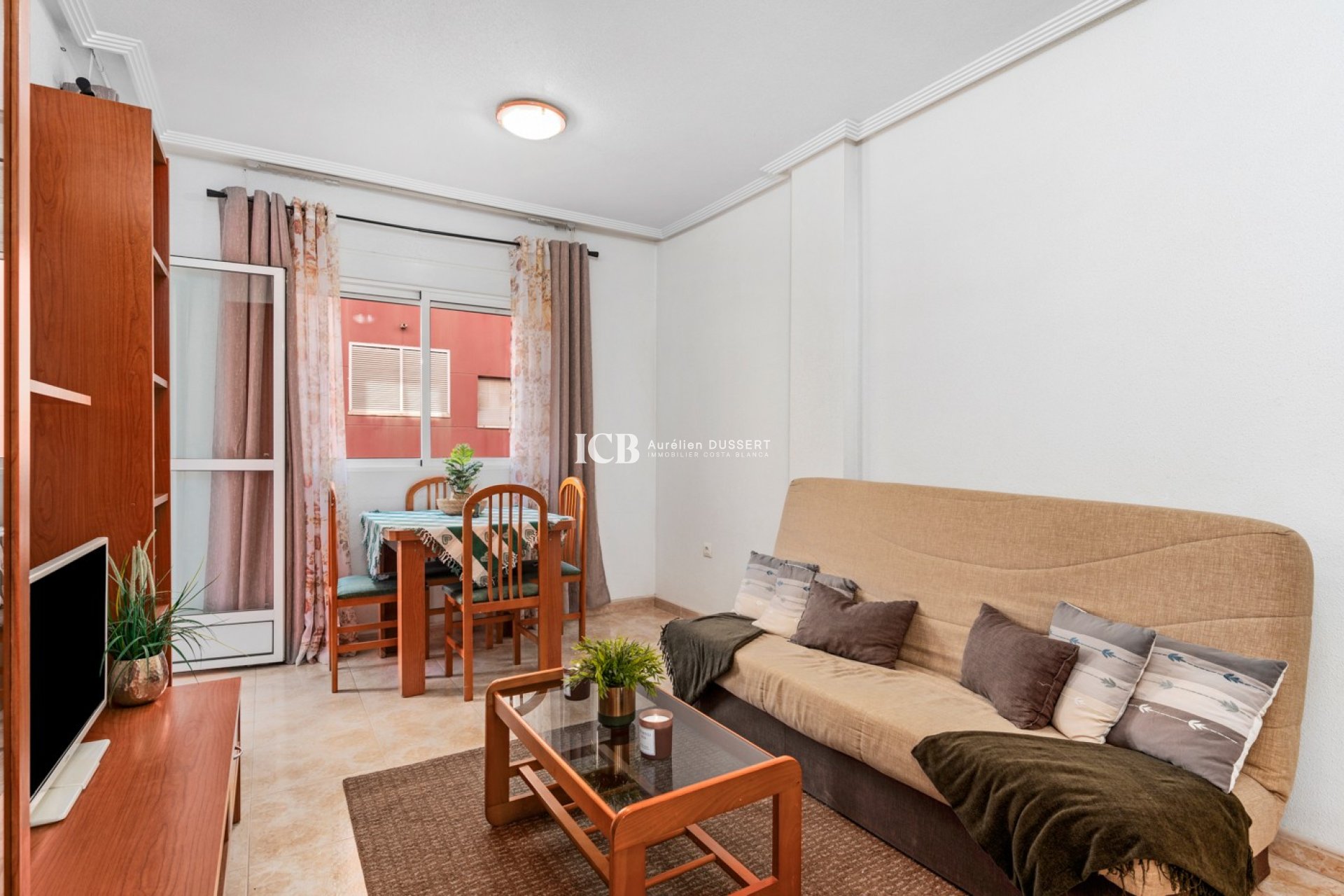 Resale - Apartment / flat -
Torrevieja - Parque las naciones
