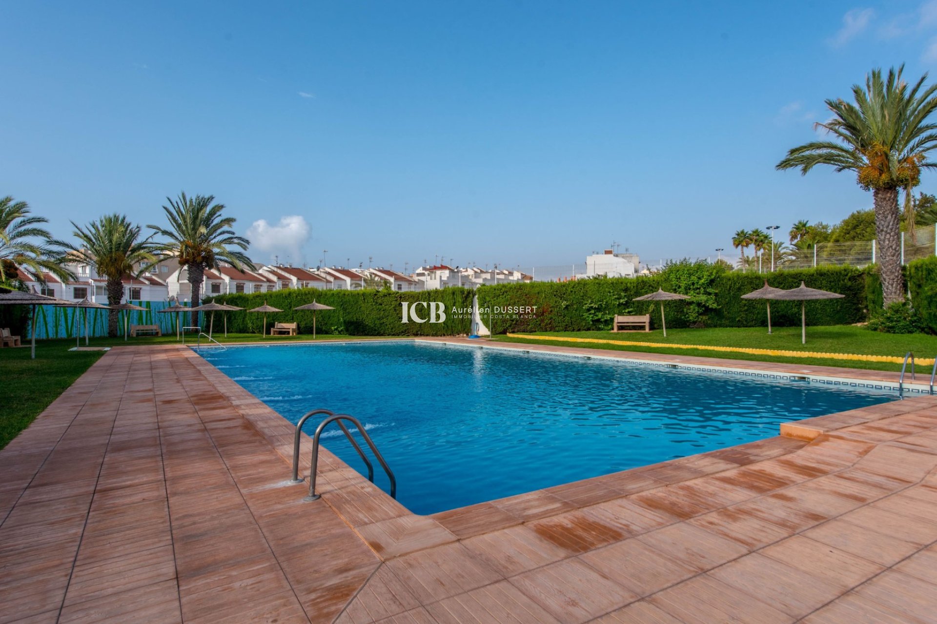 Resale - Apartment / flat -
Torrevieja - Playa de los Locos