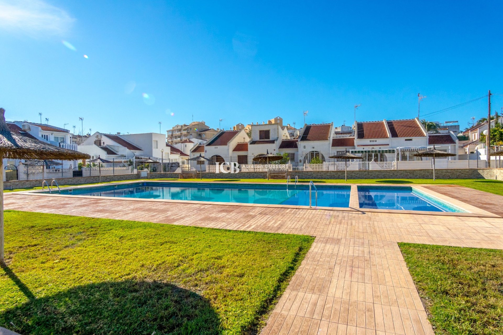 Resale - Apartment / flat -
Torrevieja - Playa de los Locos