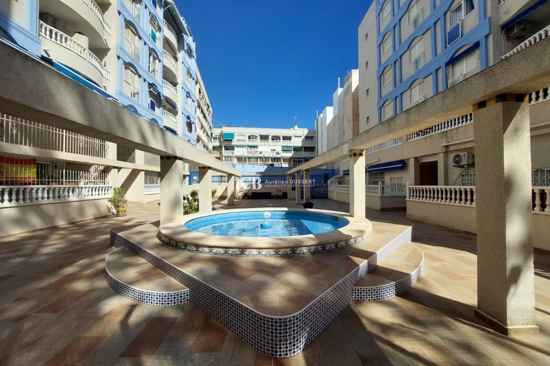 Resale - Apartment / flat -
Torrevieja - Playa de los Locos