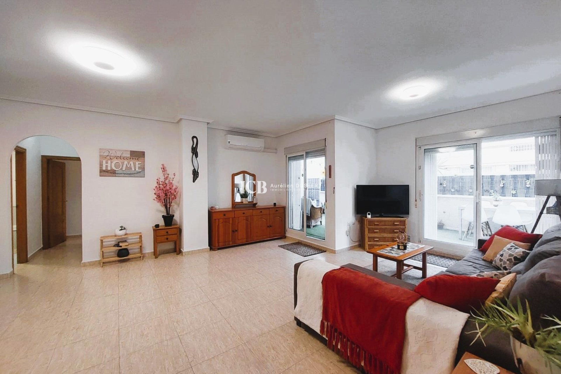 Resale - Apartment / flat -
Torrevieja - Playa de los Locos