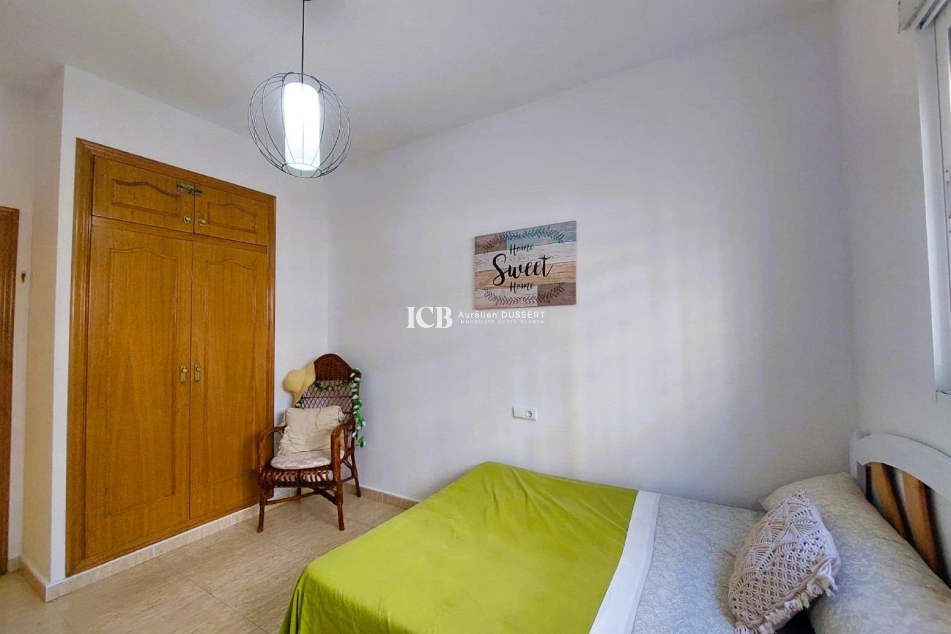 Resale - Apartment / flat -
Torrevieja - Playa de los Locos