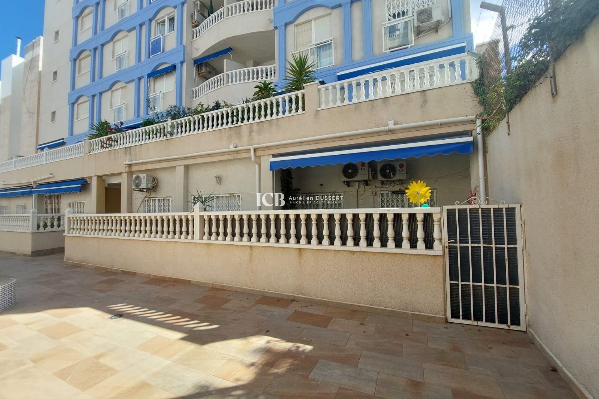 Resale - Apartment / flat -
Torrevieja - Playa de los Locos