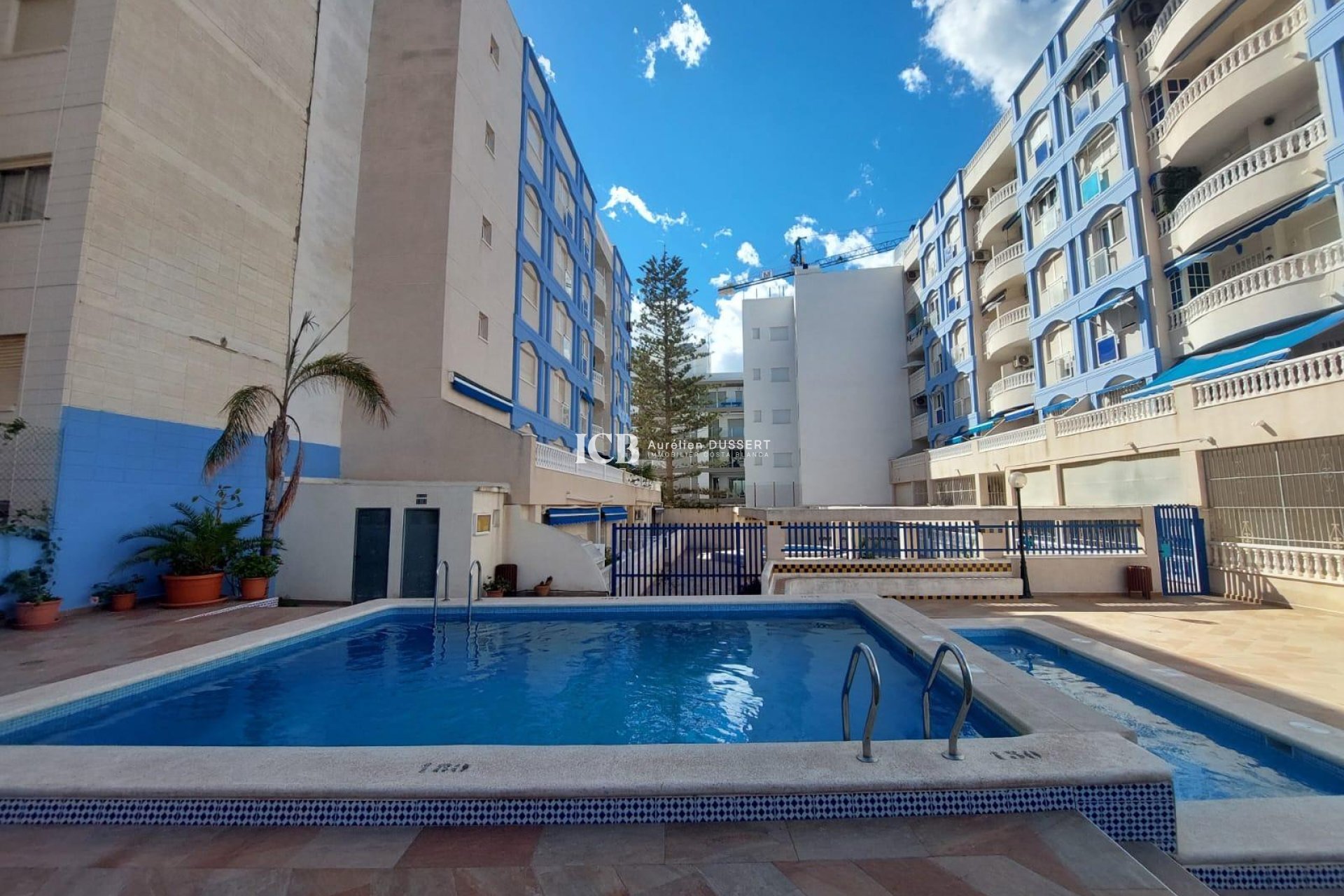 Resale - Apartment / flat -
Torrevieja - Playa de los Locos