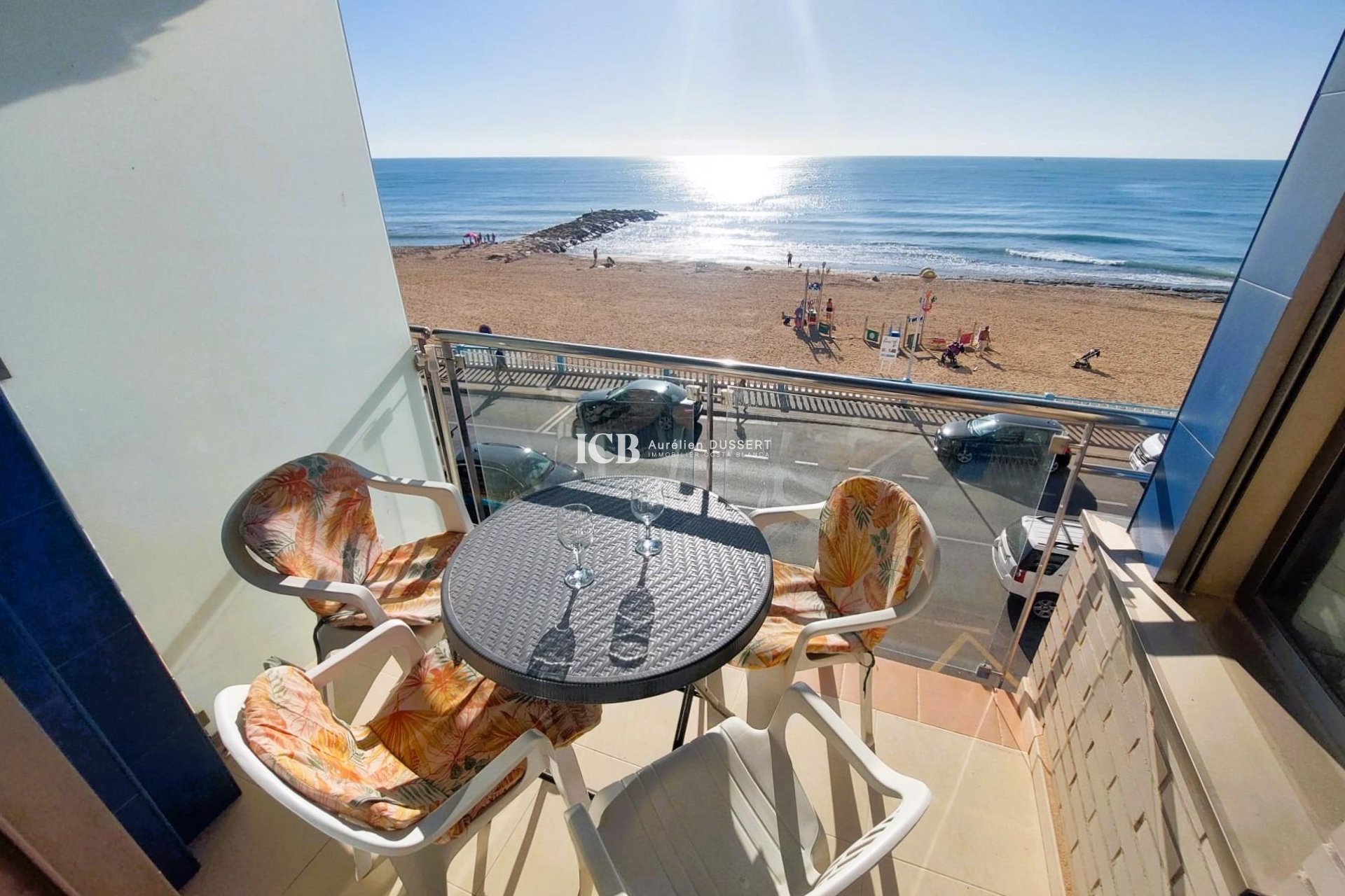 Resale - Apartment / flat -
Torrevieja - Playa de los Locos