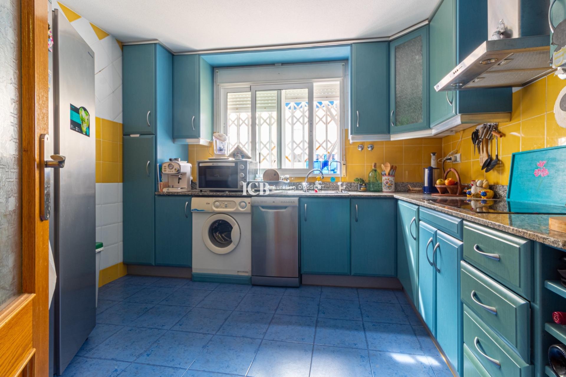 Resale - Apartment / flat -
Torrevieja - Playa de los locos